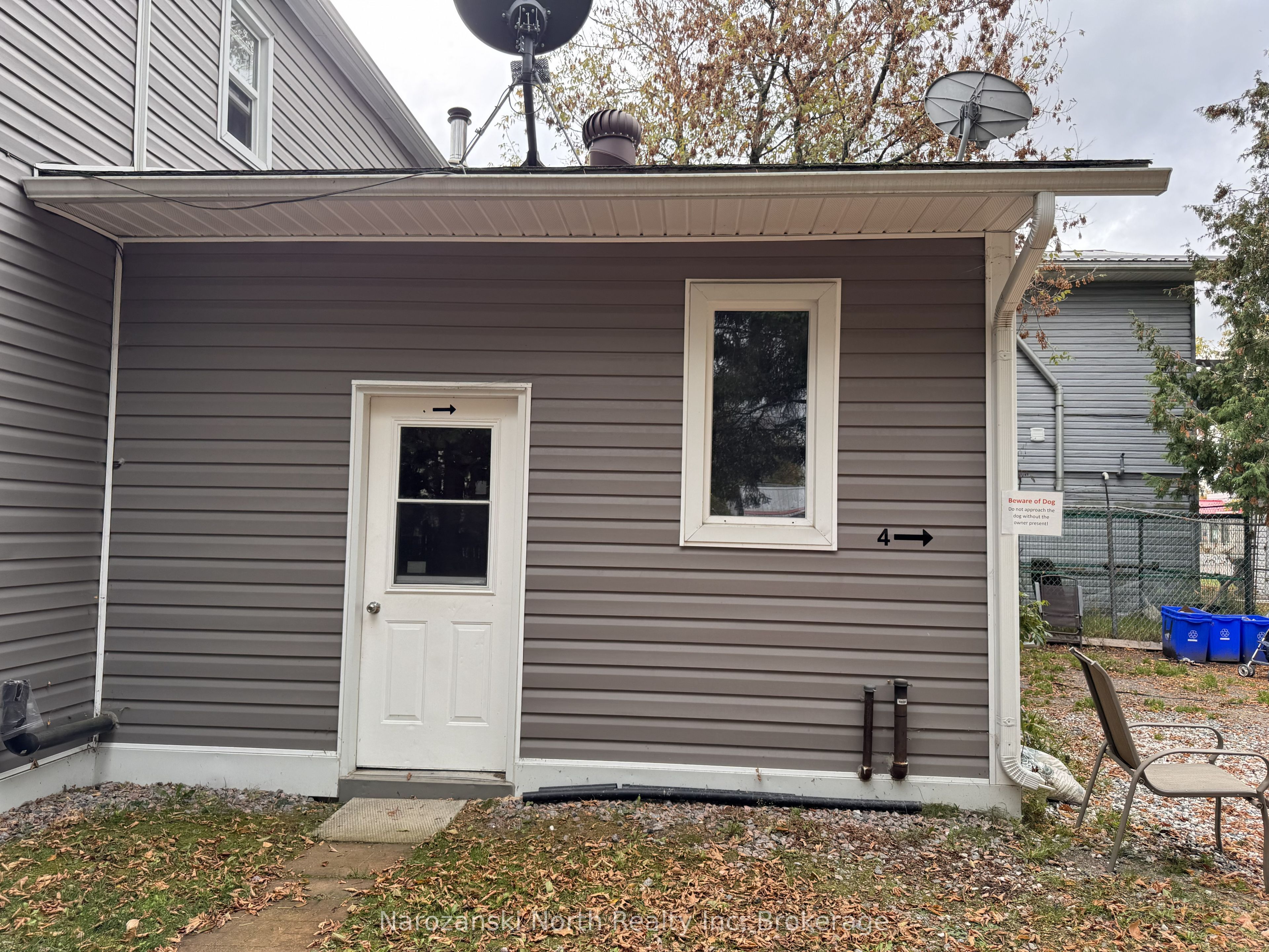 23 St. David Street N Property Photo 15