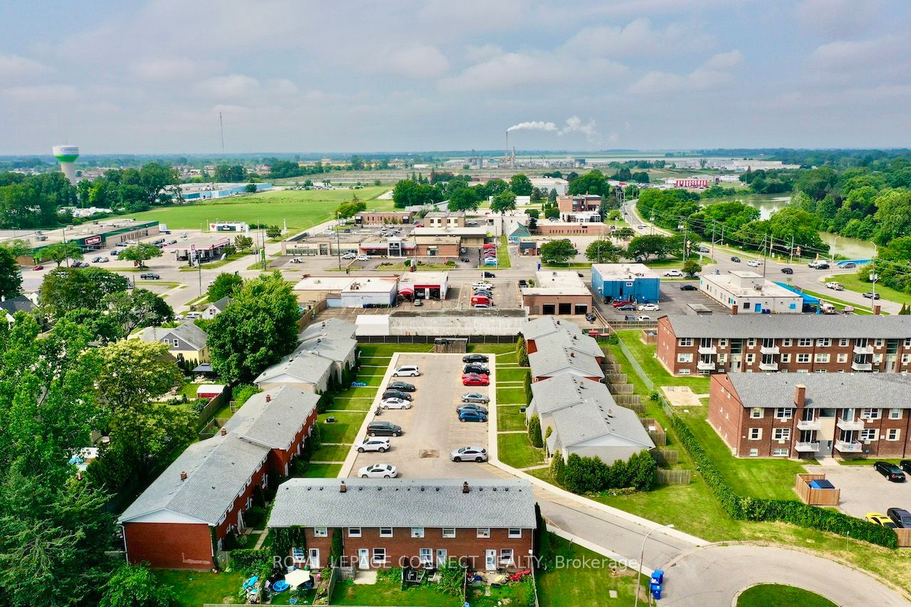 10-16 Orchard Place 11-14 Property Photo 22