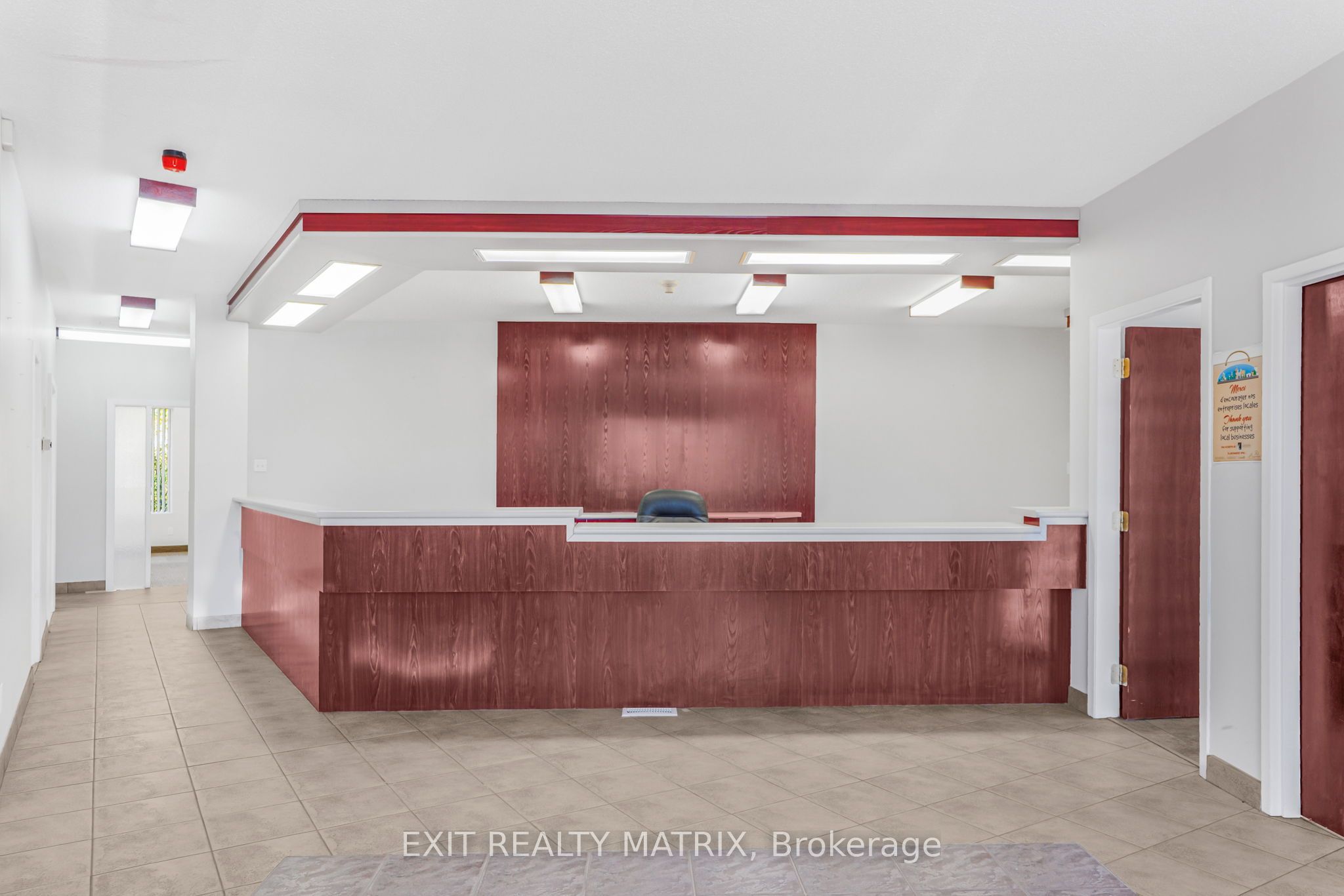 1 Main Street E 500 Property Photo 8