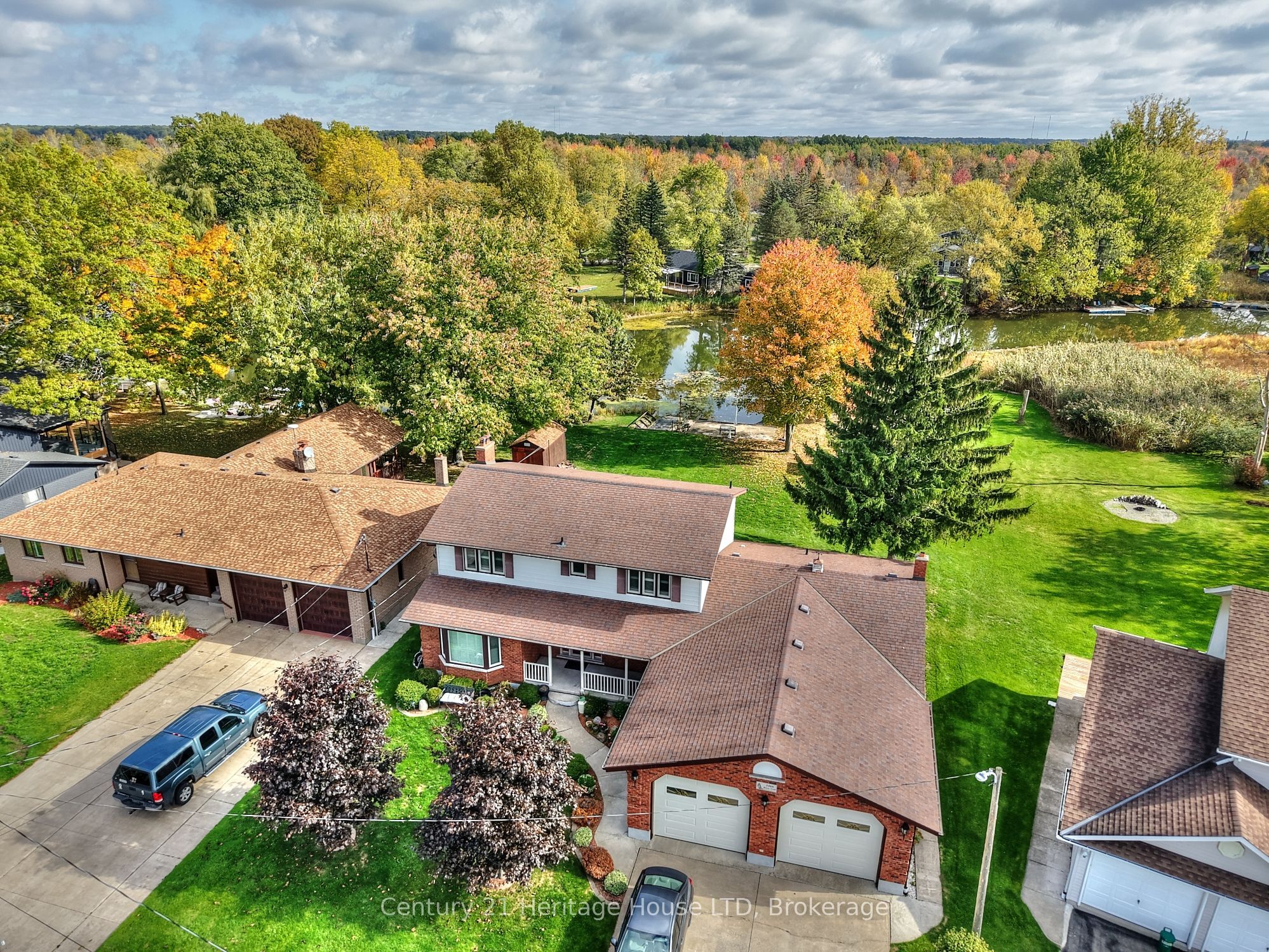 3466 River Trail Property Photo