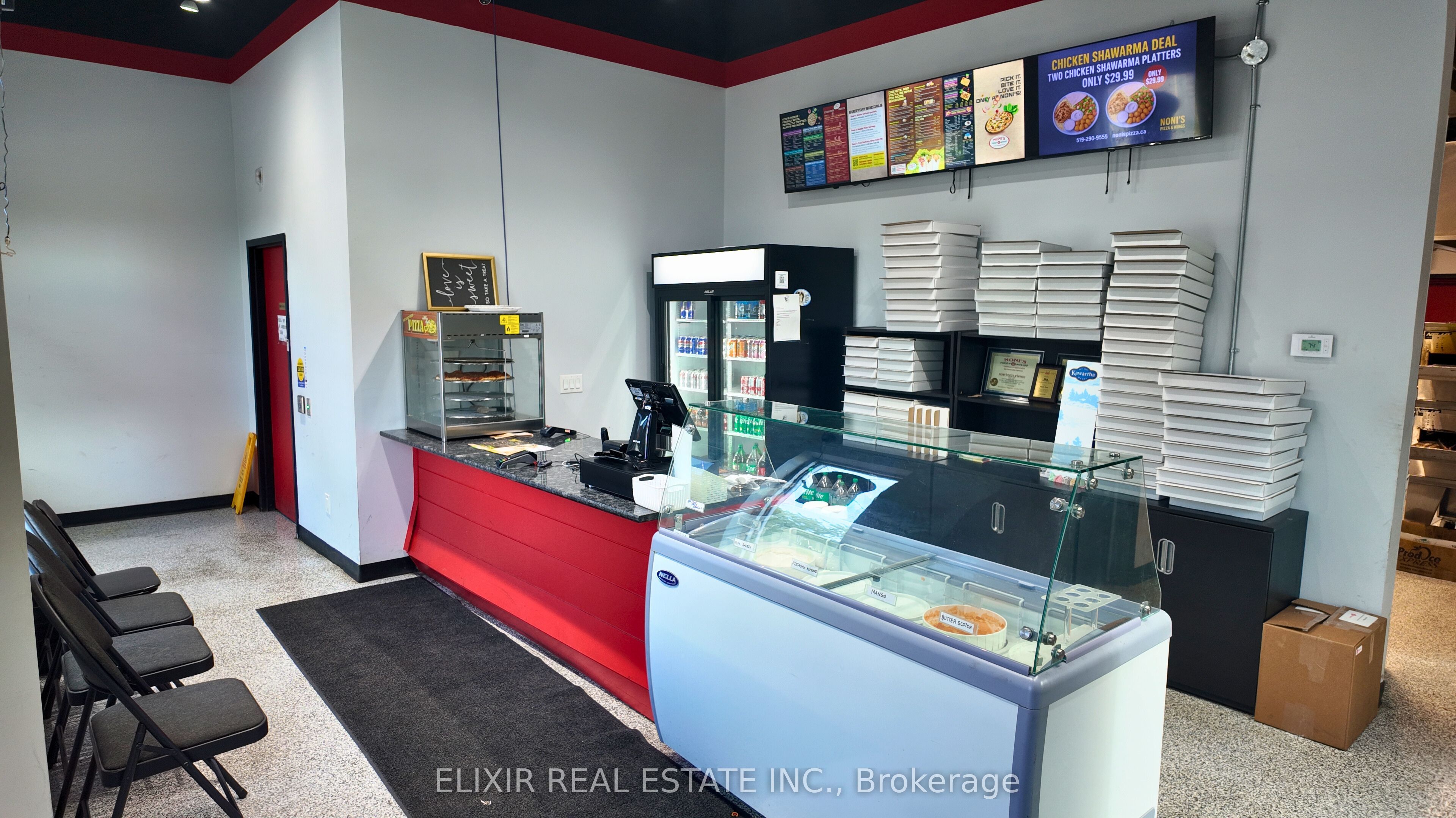 300 Main Street 8 Property Photo 6