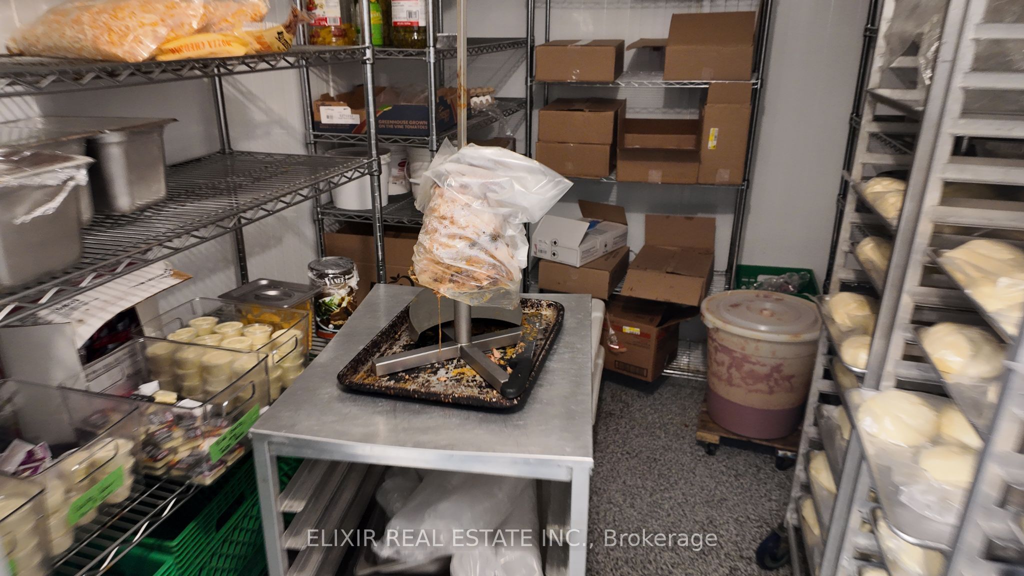 300 Main Street 8 Property Photo 14