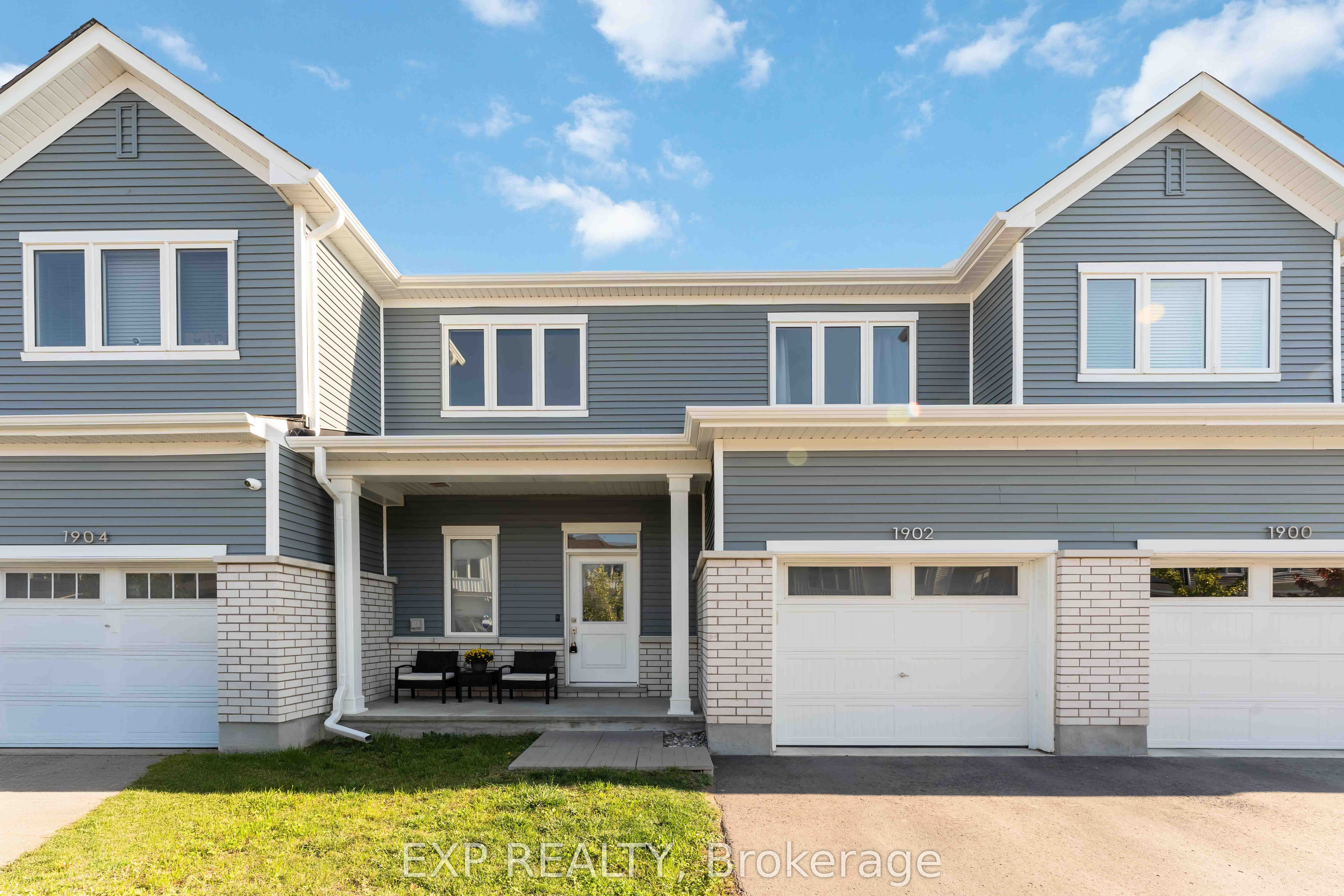 1902 Haiku Street Property Photo 1