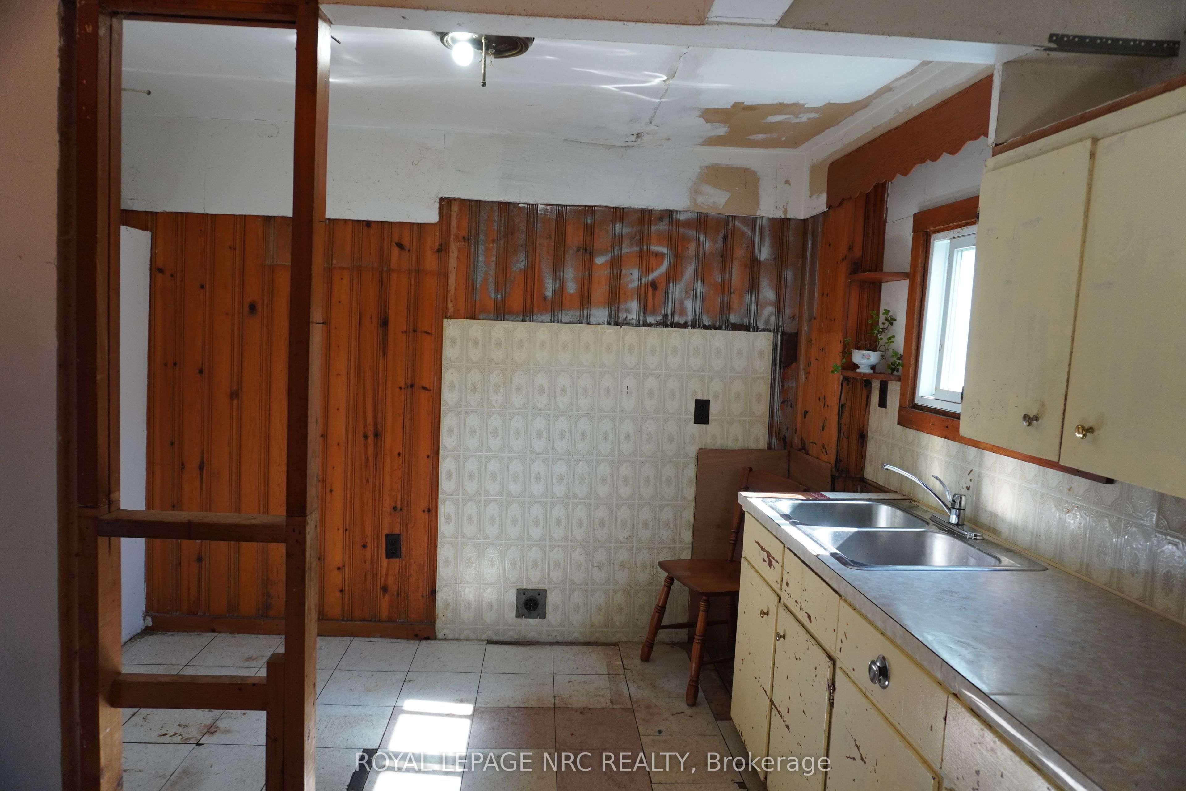 212 Lincoln Road W Property Photo 33