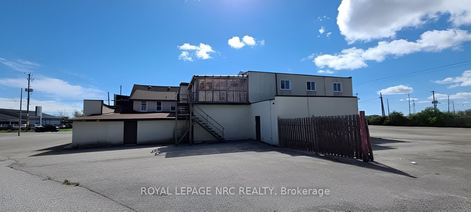 544 Garrison Rd Property Photo 2