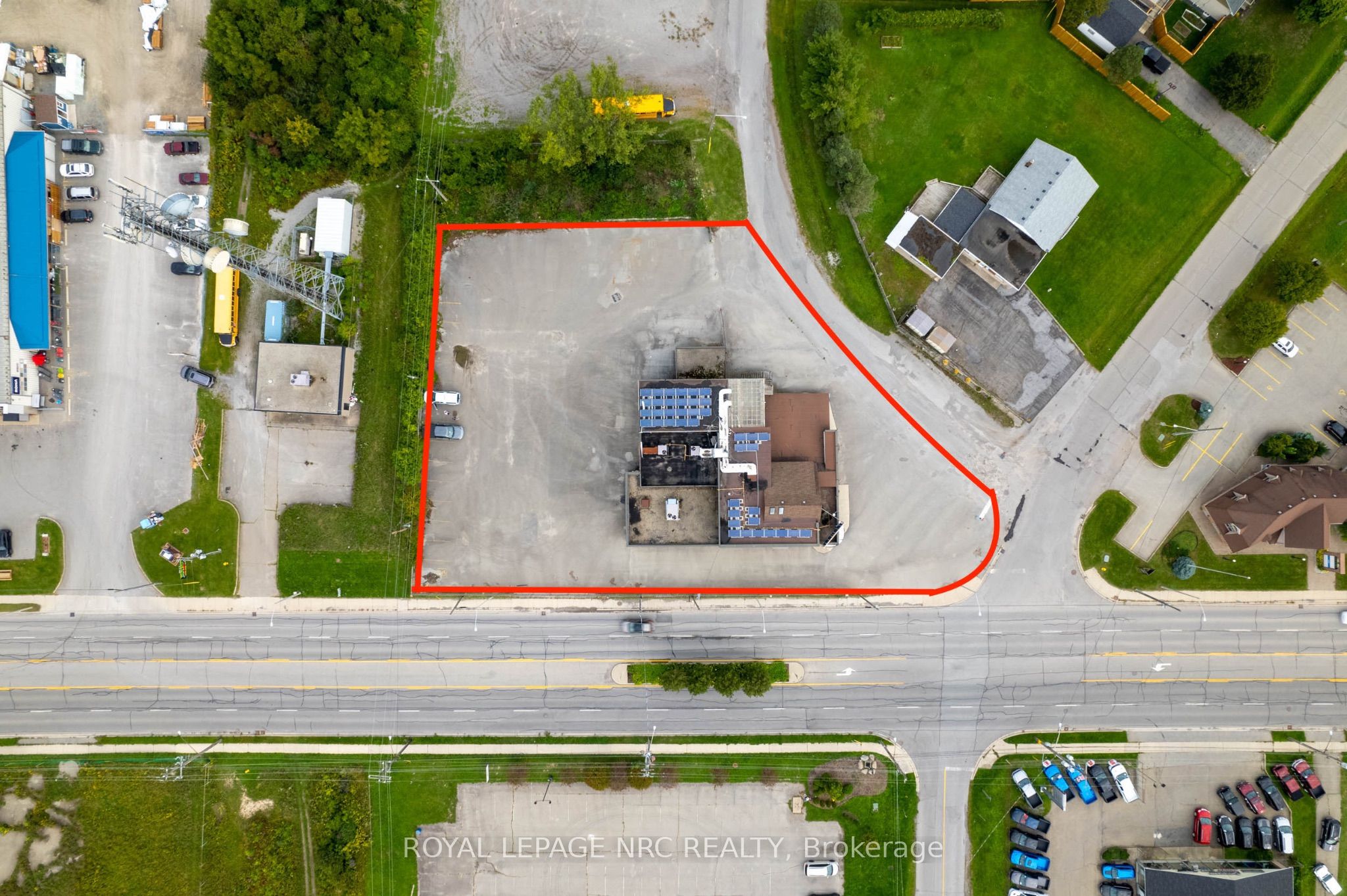 544 Garrison Rd Property Photo 6