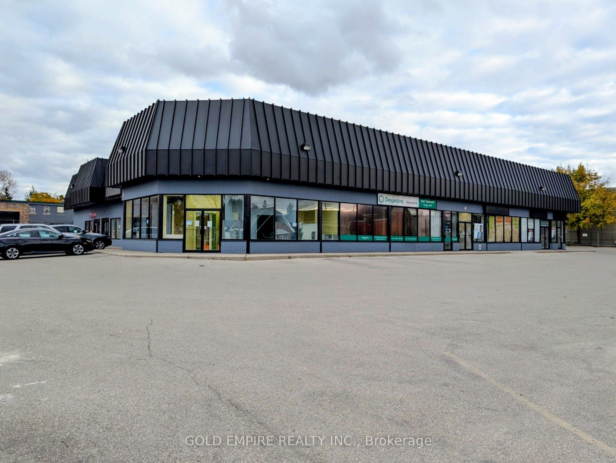 41 Mondamin Street #7 Property Photo 2