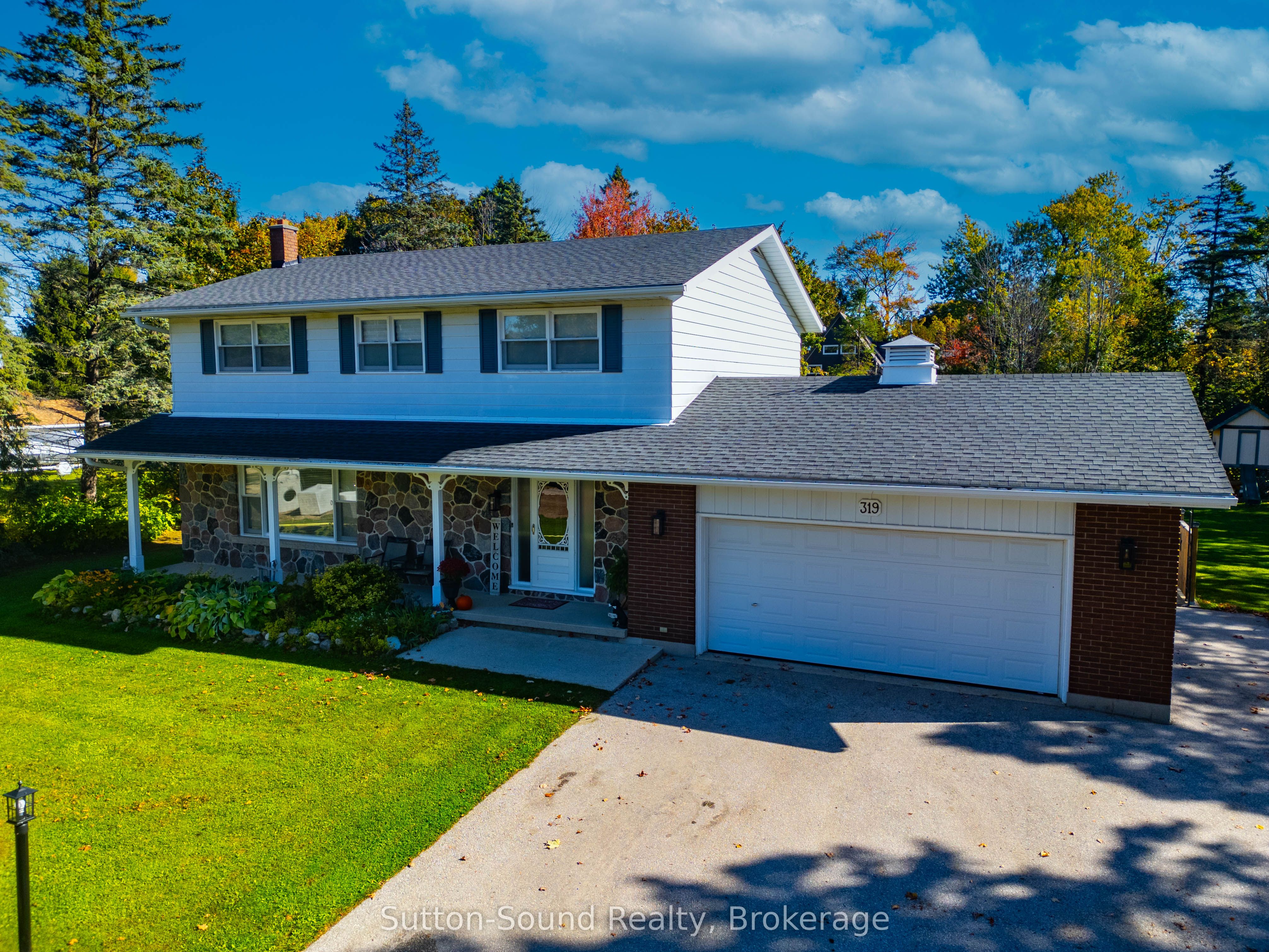 319 Gould St Property Photo 1