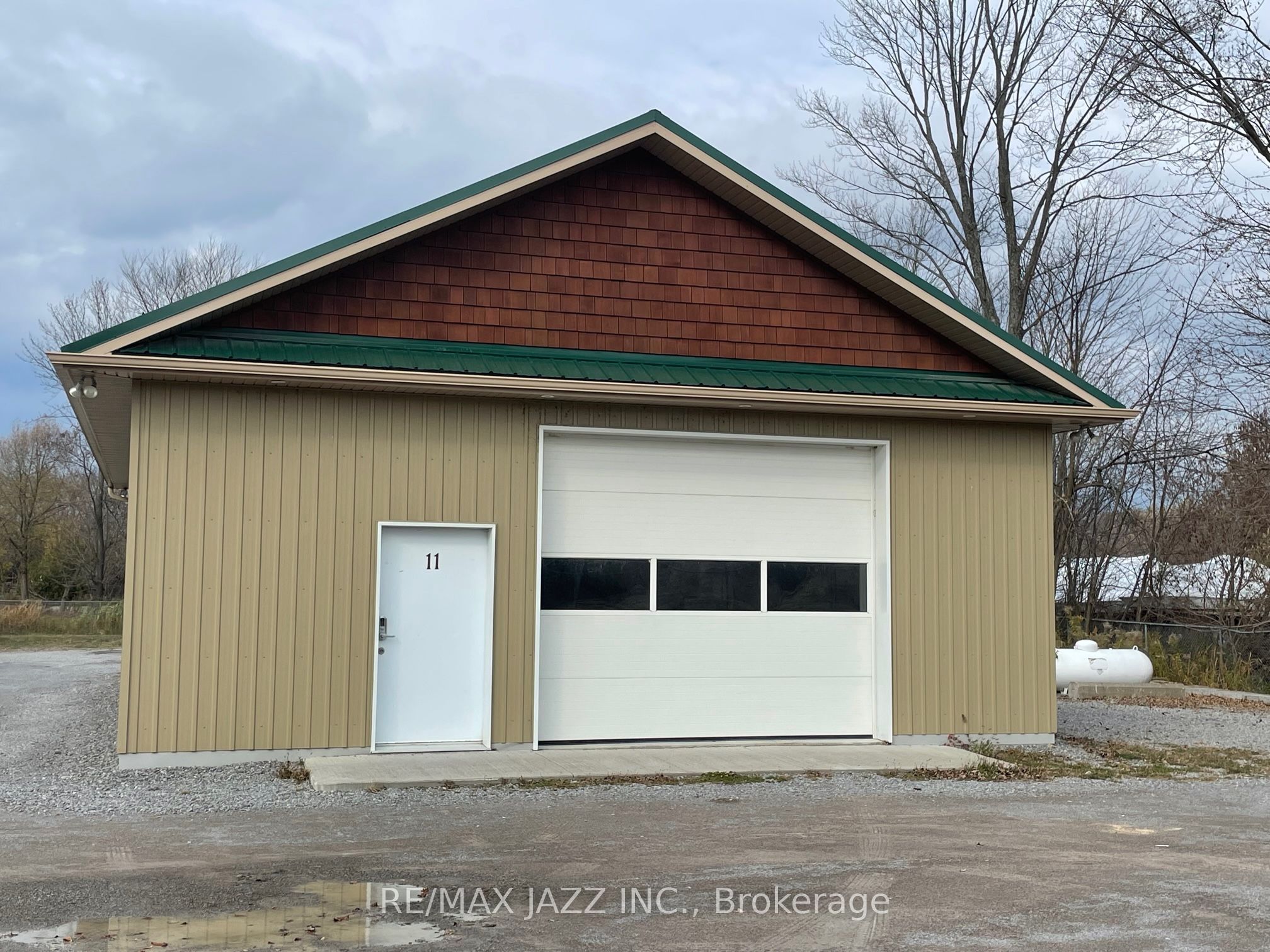 11 Wychwood Crescent 1 Property Photo 1