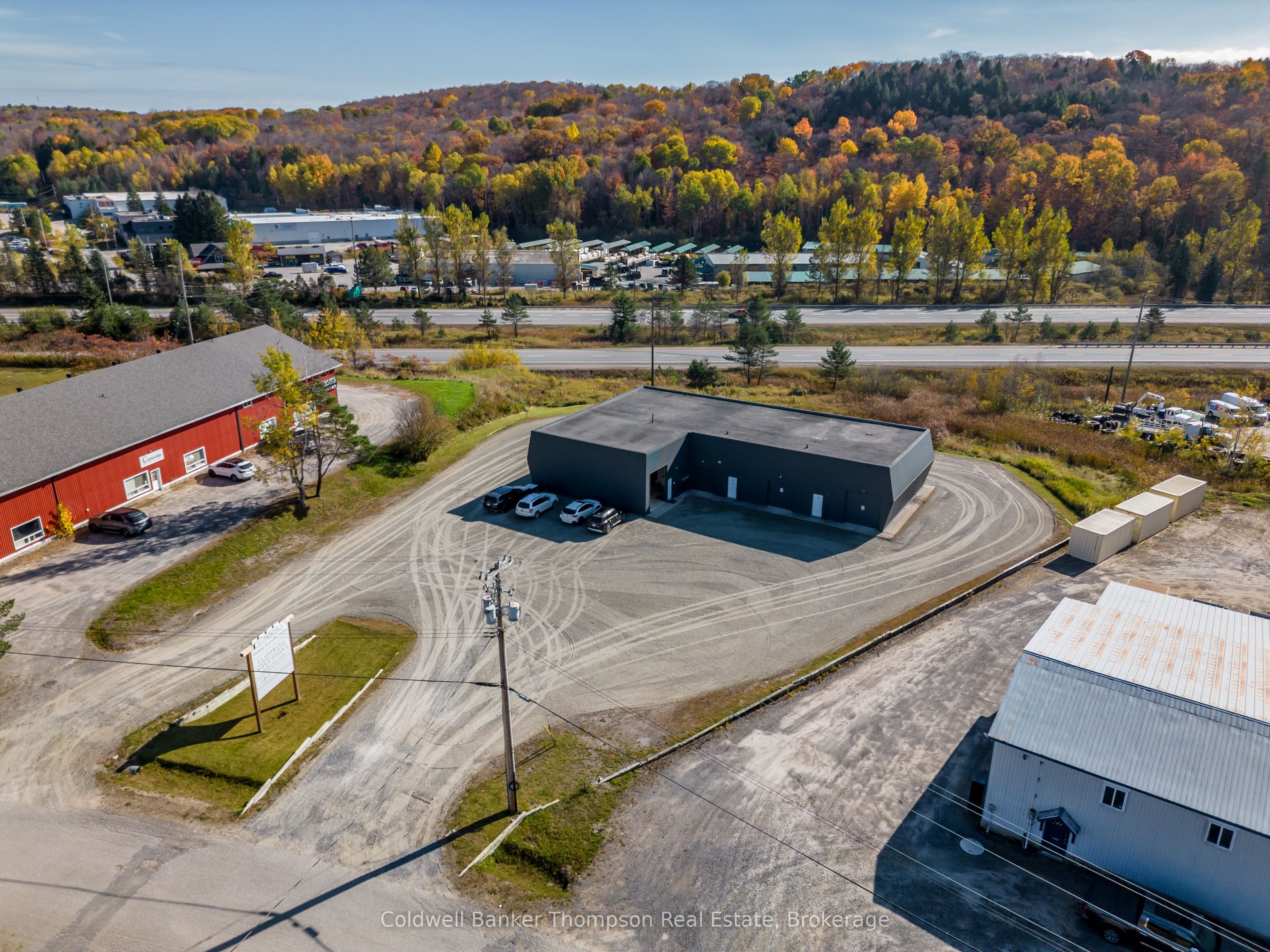 112 Lindgren Road W Property Photo 3