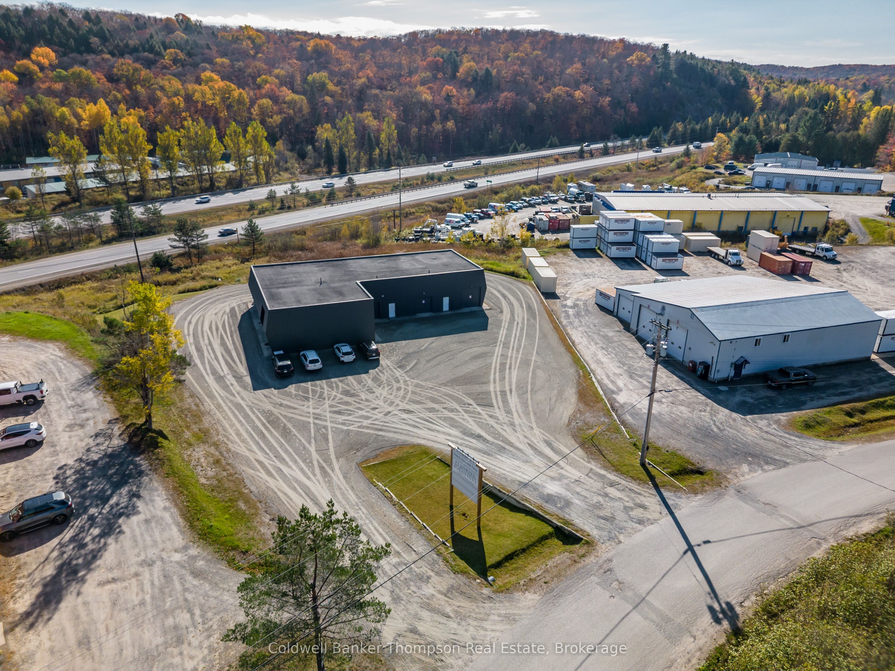 112 Lindgren Road W Property Photo 4