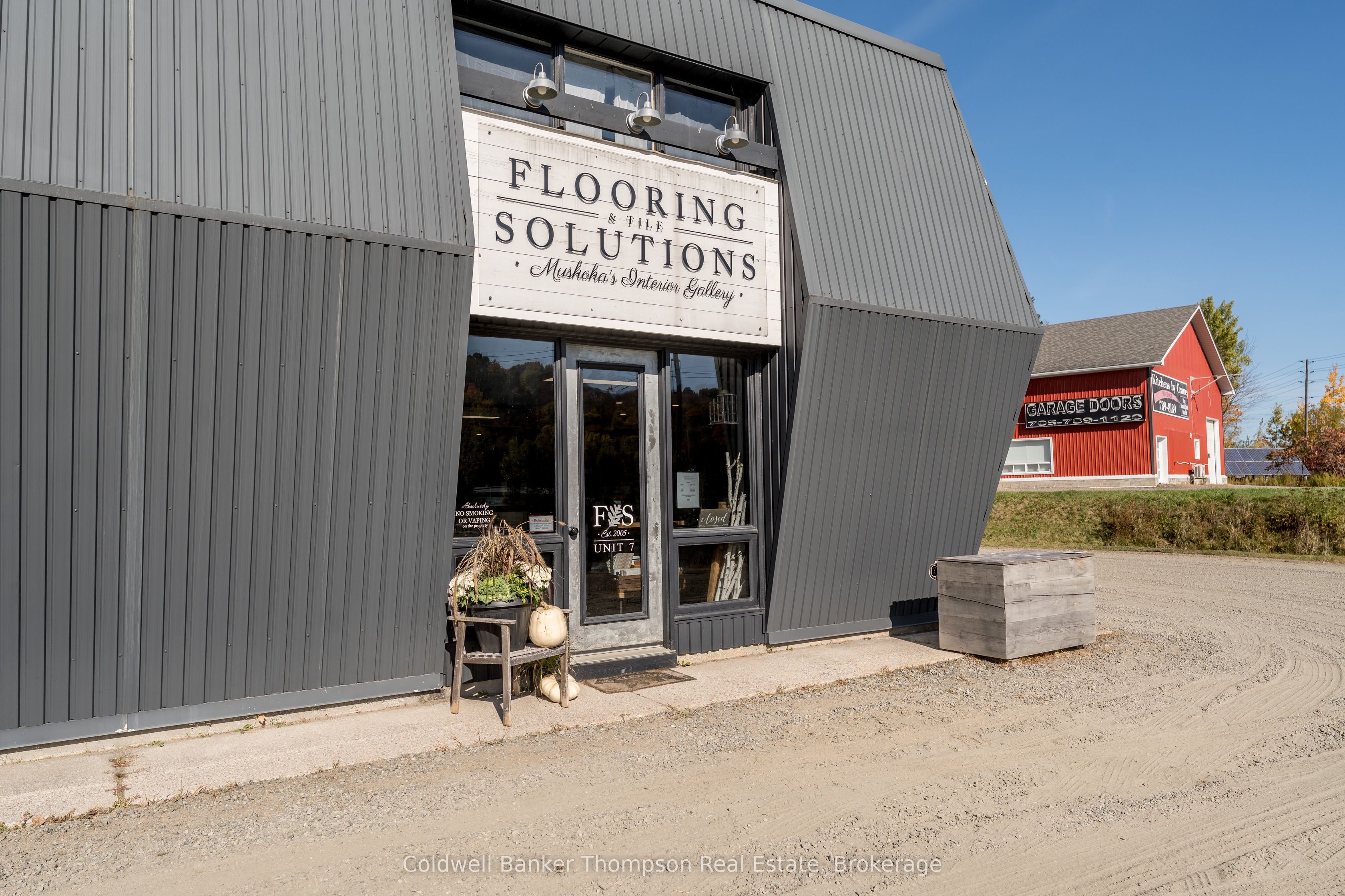 112 Lindgren Road W Property Photo 8