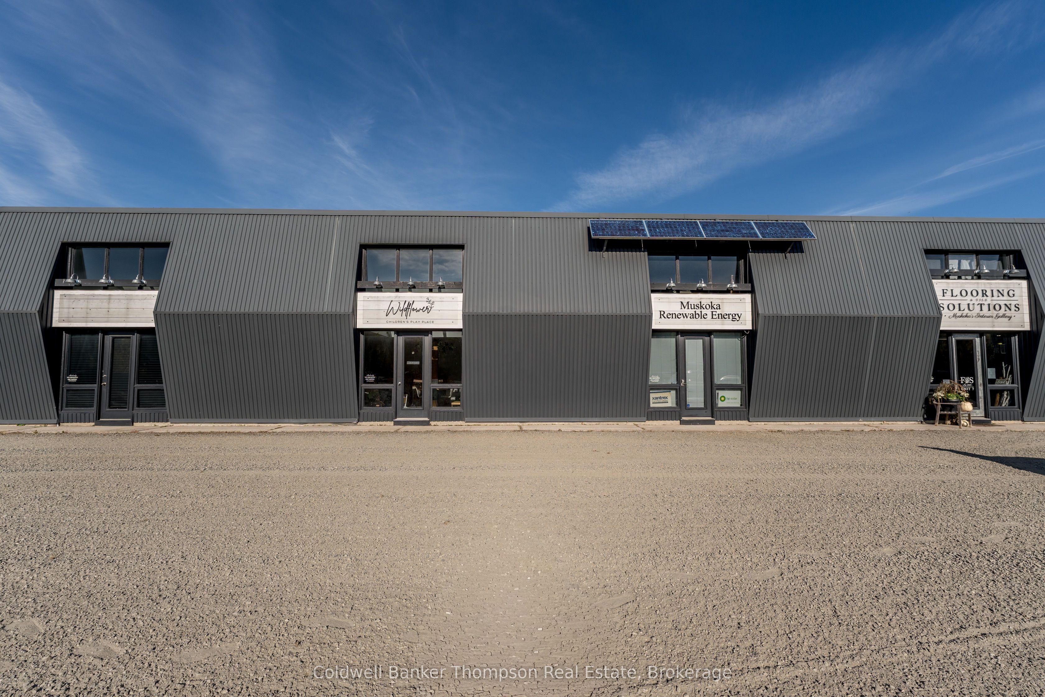 112 Lindgren Road W Property Photo 37