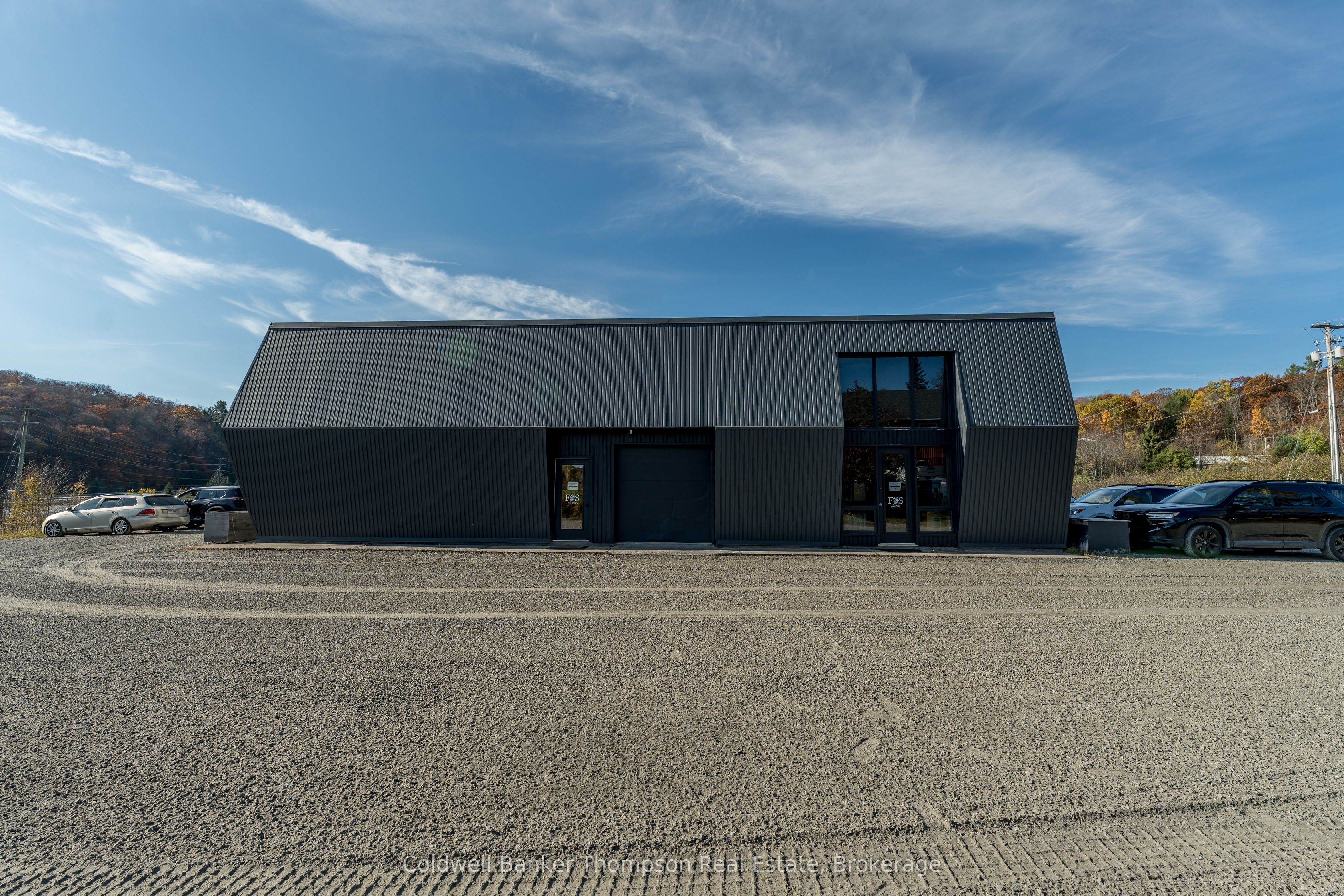 112 Lindgren Road W Property Photo 44