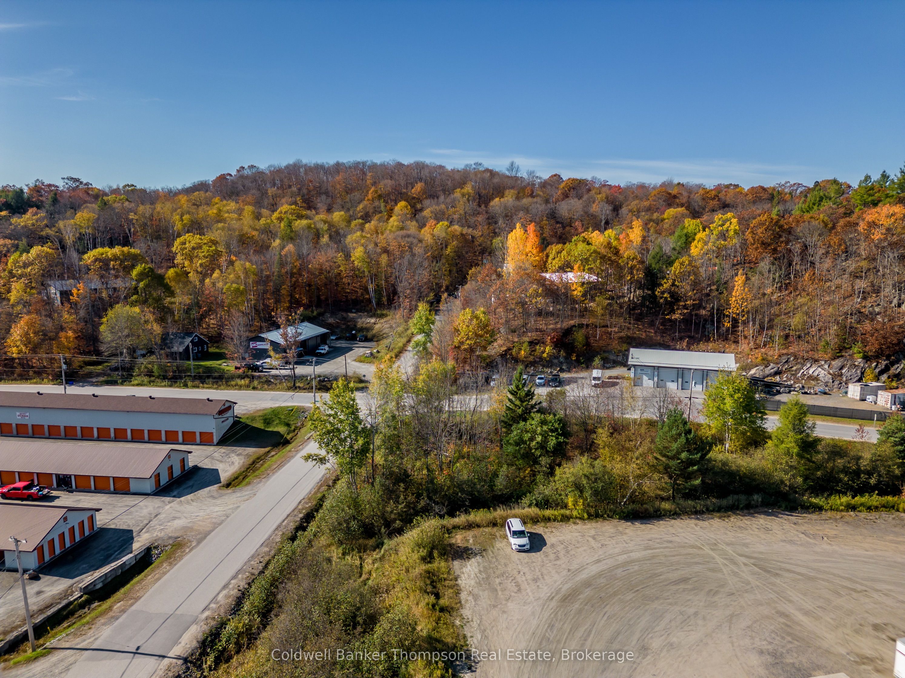 112 Lindgren Road W Property Photo 45