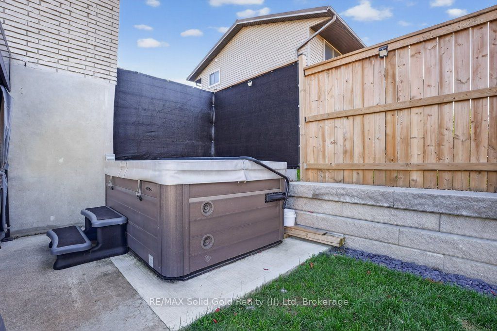 34 Dunsmere Court Property Photo 22