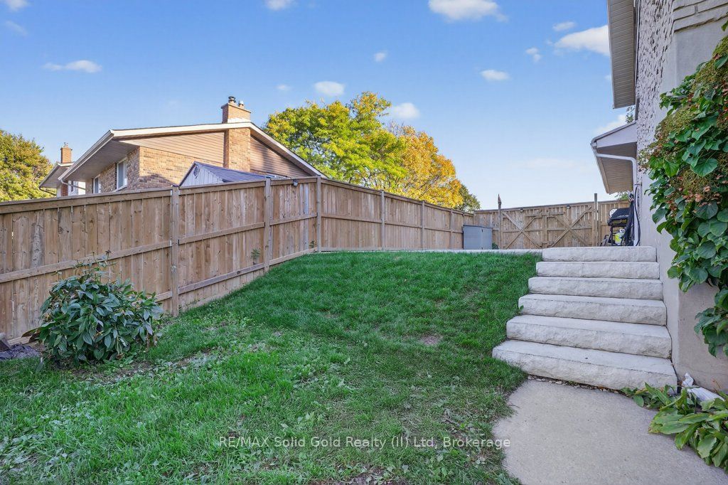 34 Dunsmere Court Property Photo 25