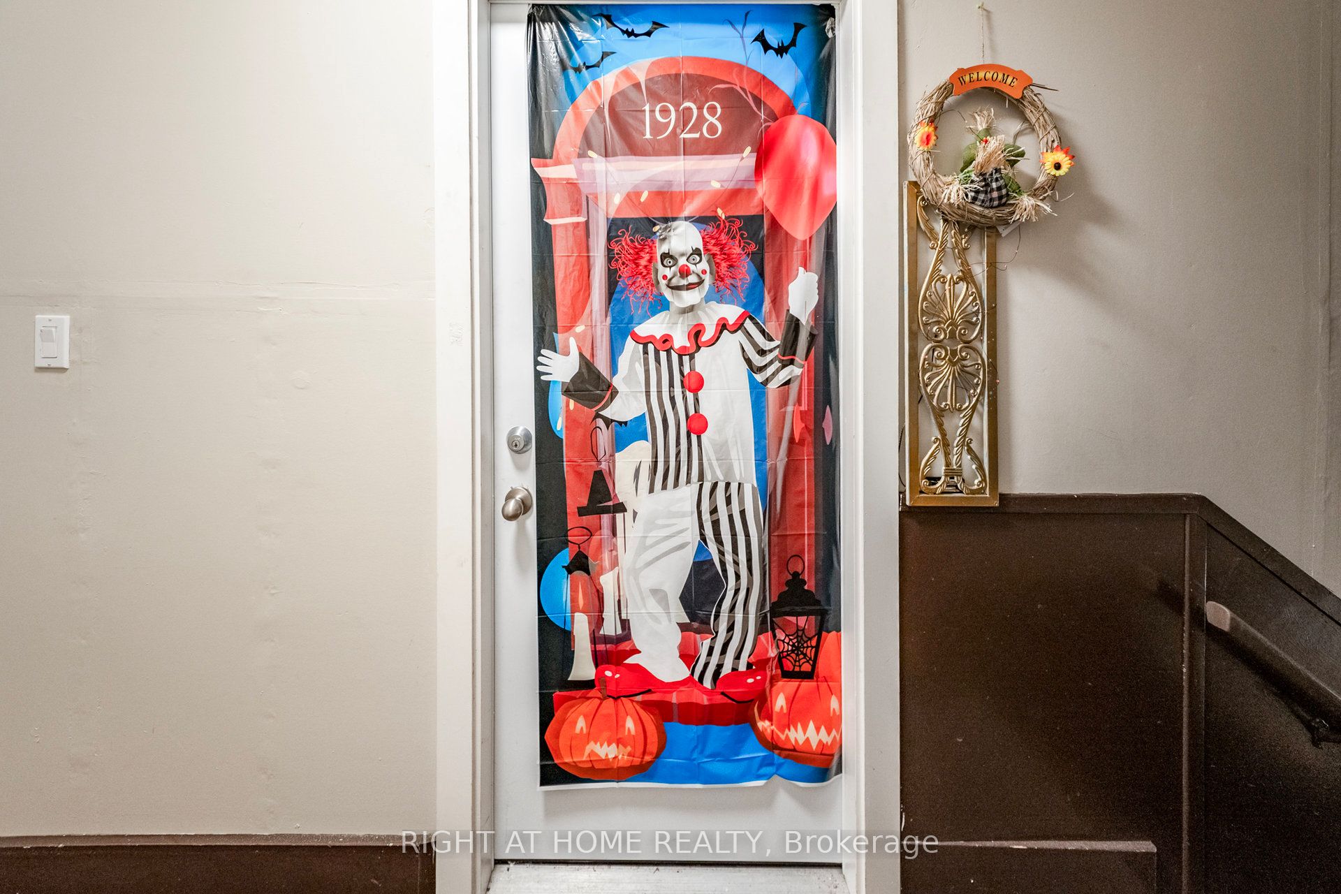 28-30 King Street W Property Photo 21