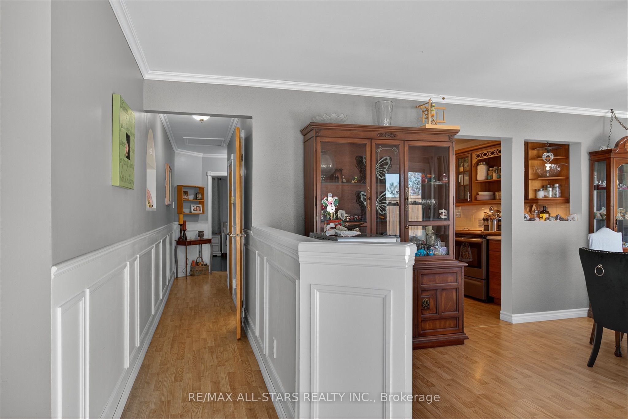 291 Angeline Street N Property Photo 12