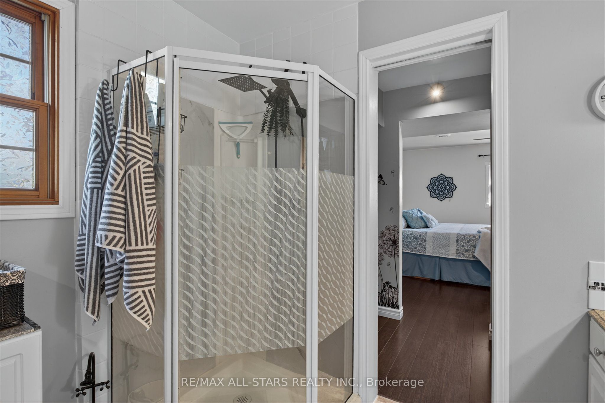 291 Angeline Street N Property Photo 19