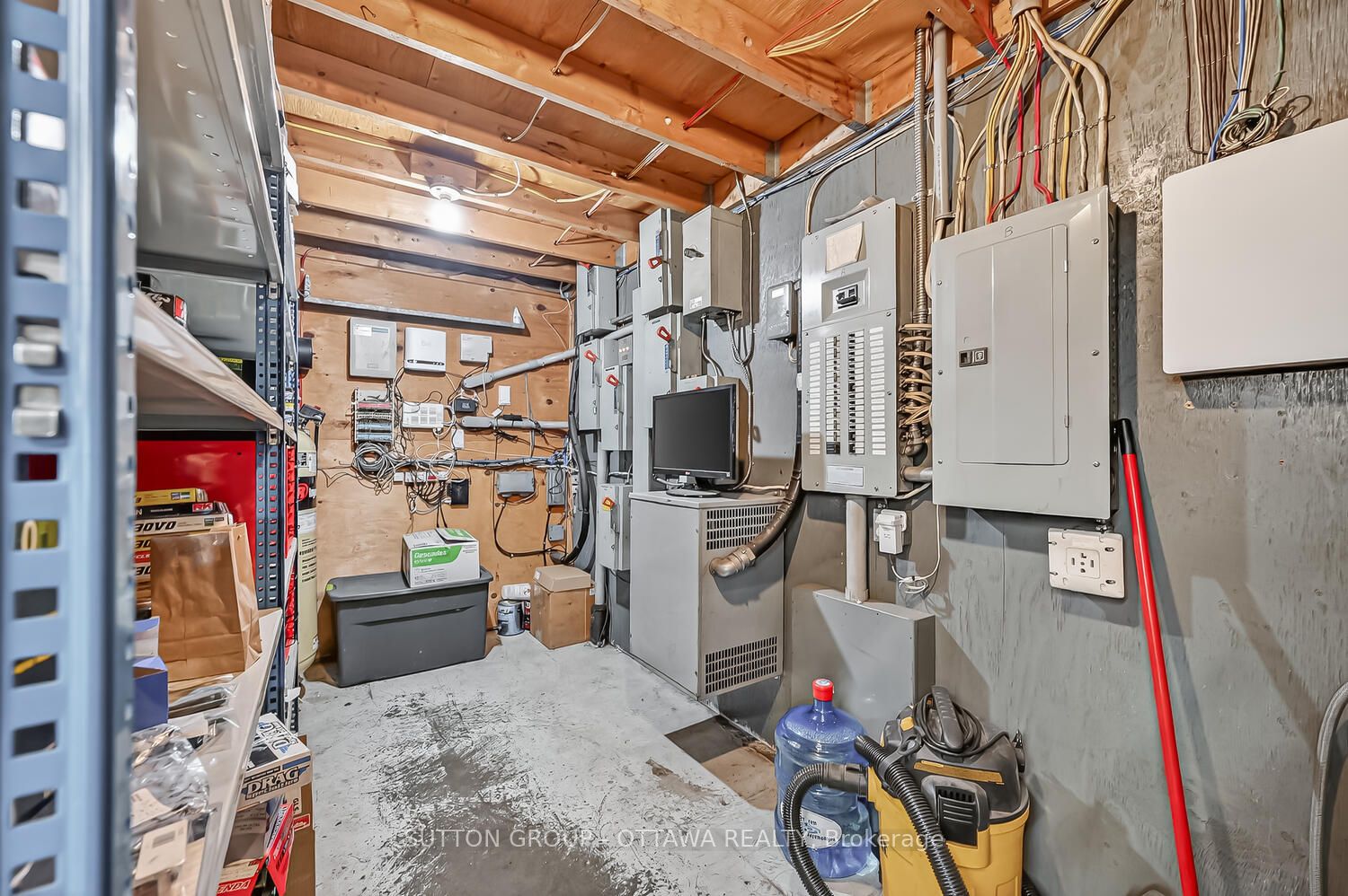 3835 Mcbean Street Property Photo 15