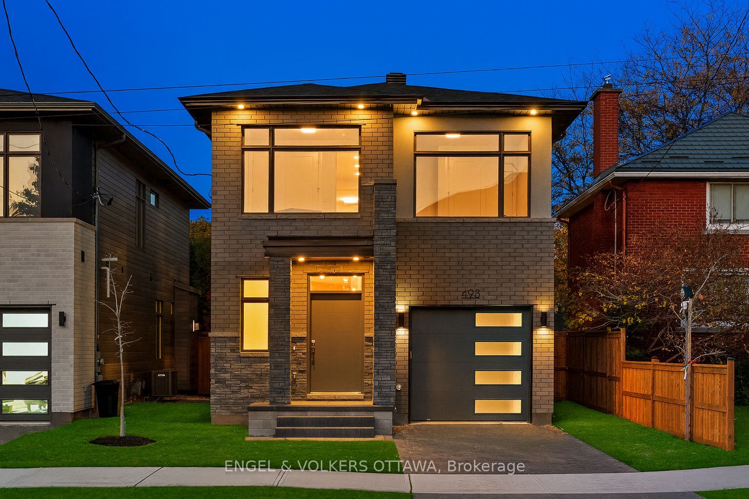 493 Highcroft Avenue Property Photo