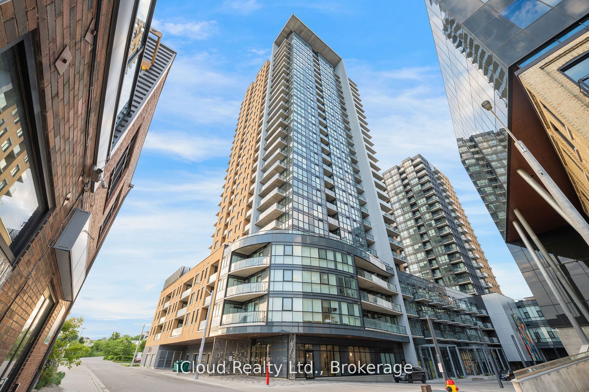 108 Garment Street 1502 Property Photo 1