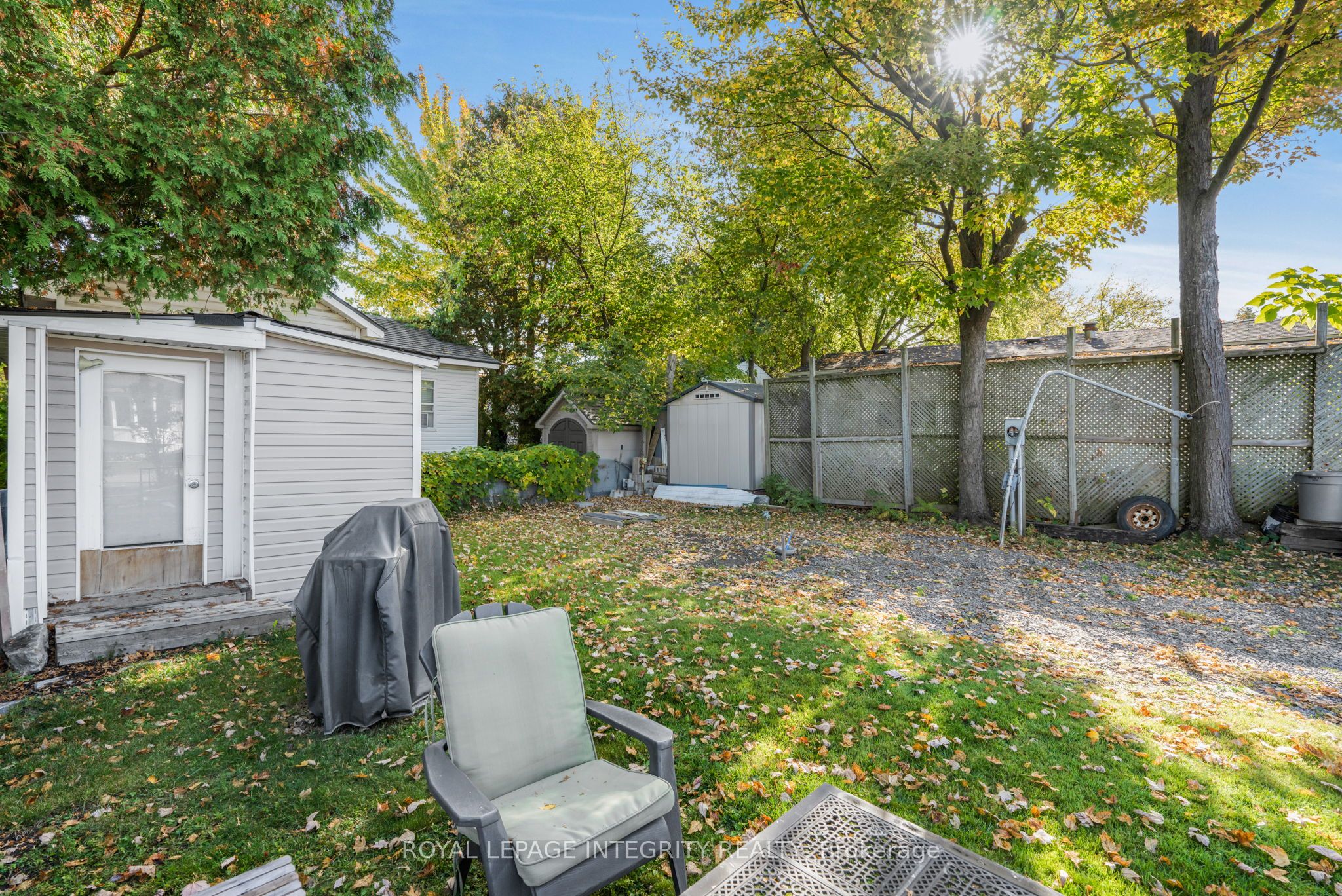 3535 St Joseph Boulevard W Property Photo 2