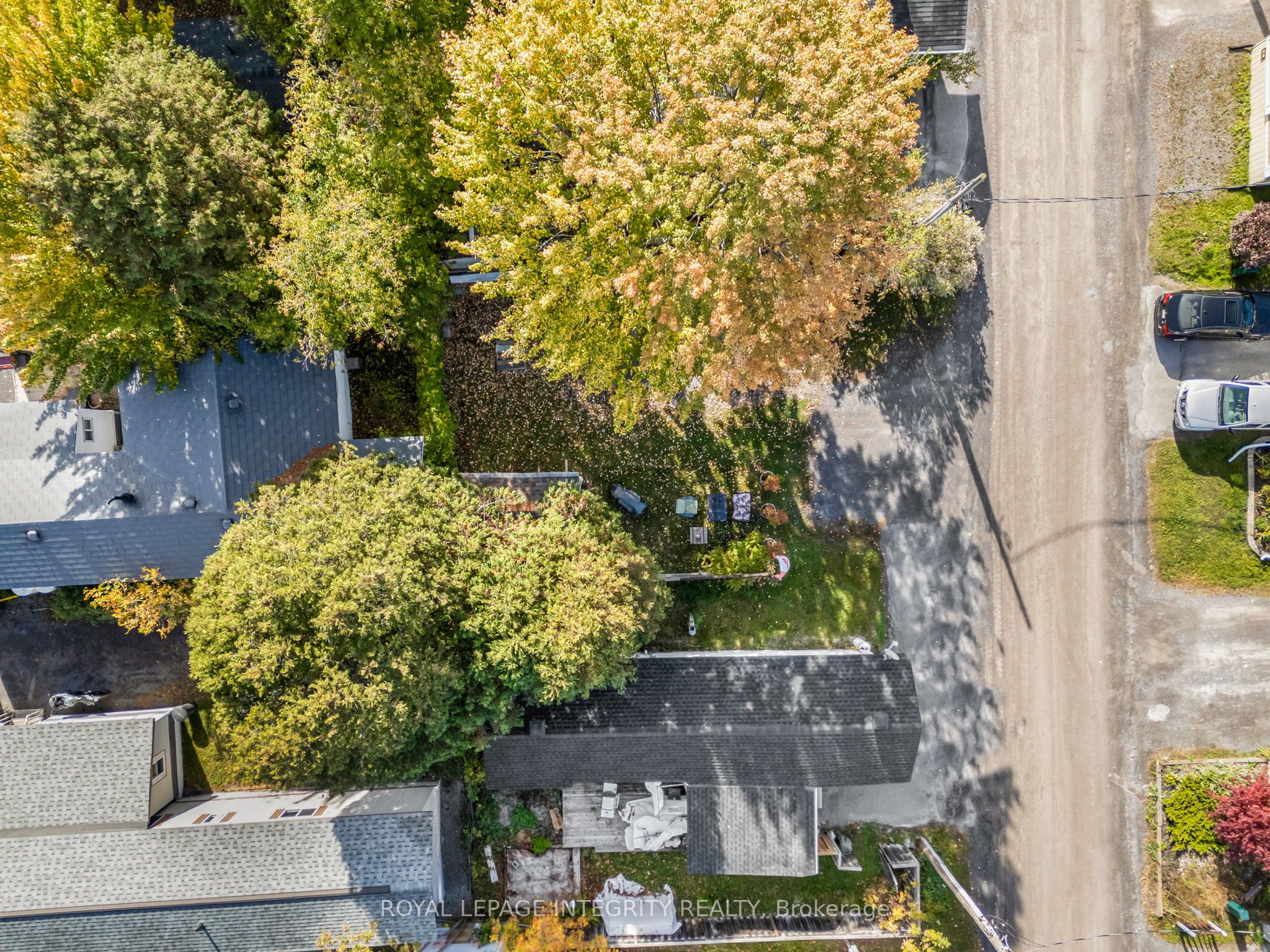 3535 St Joseph Boulevard W Property Photo 6