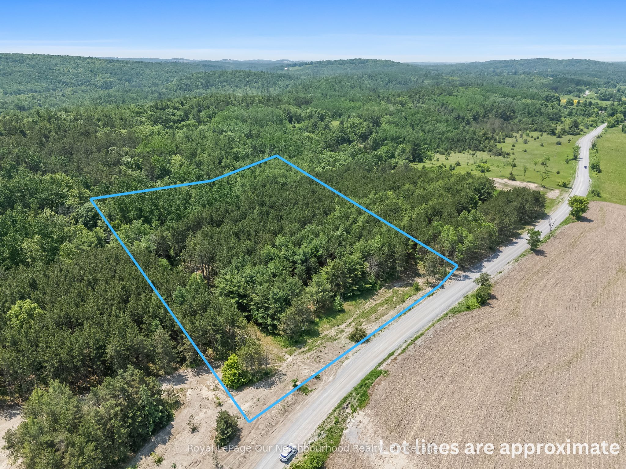 00 Pinewood School Road Property Photo 1