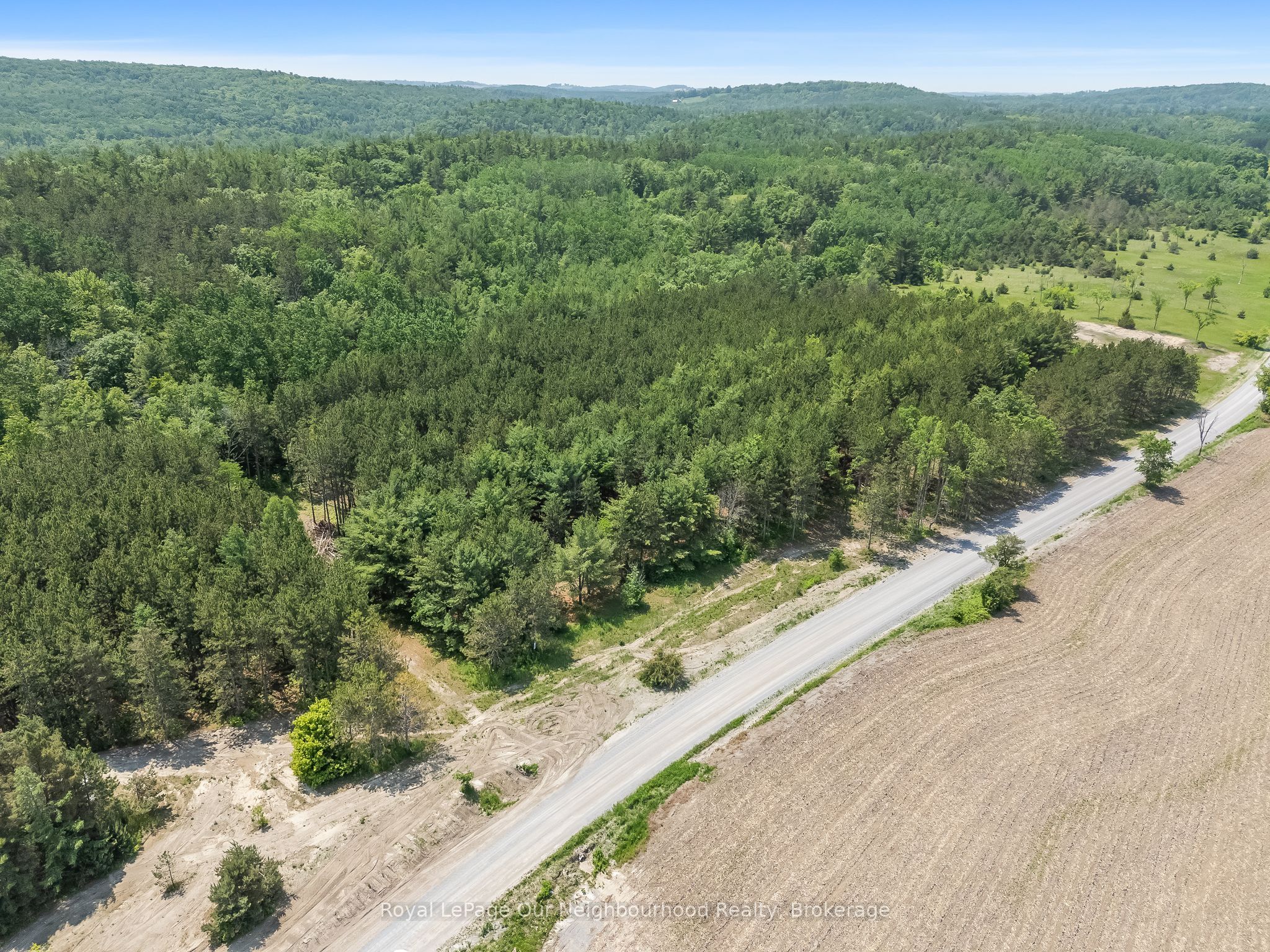 00 Pinewood School Road Property Photo 3