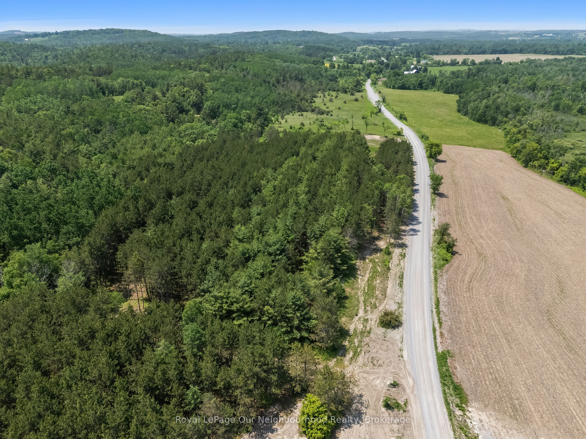 00 Pinewood School Road Property Photo 12