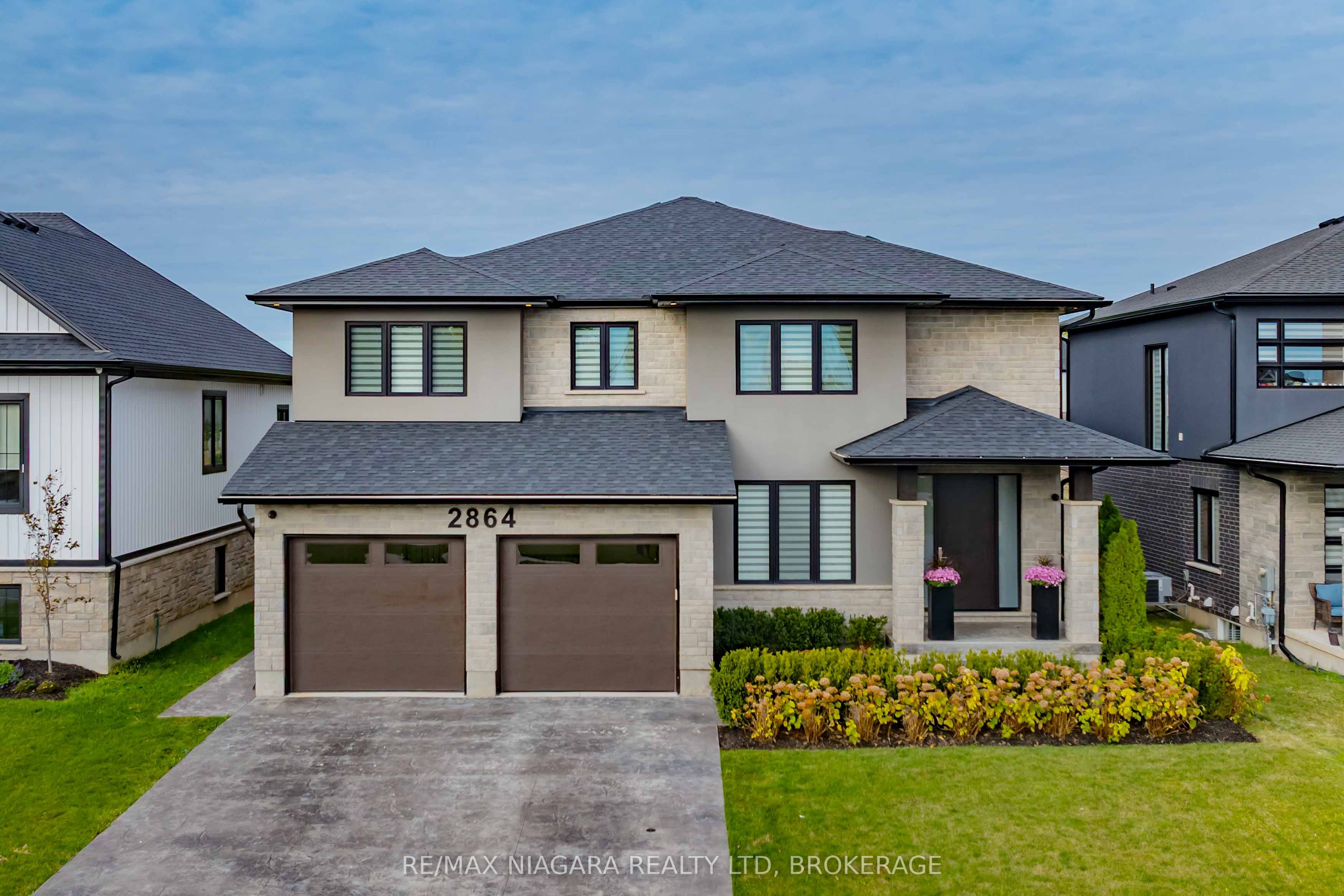 2864 Arrowsmith Court S Property Photo