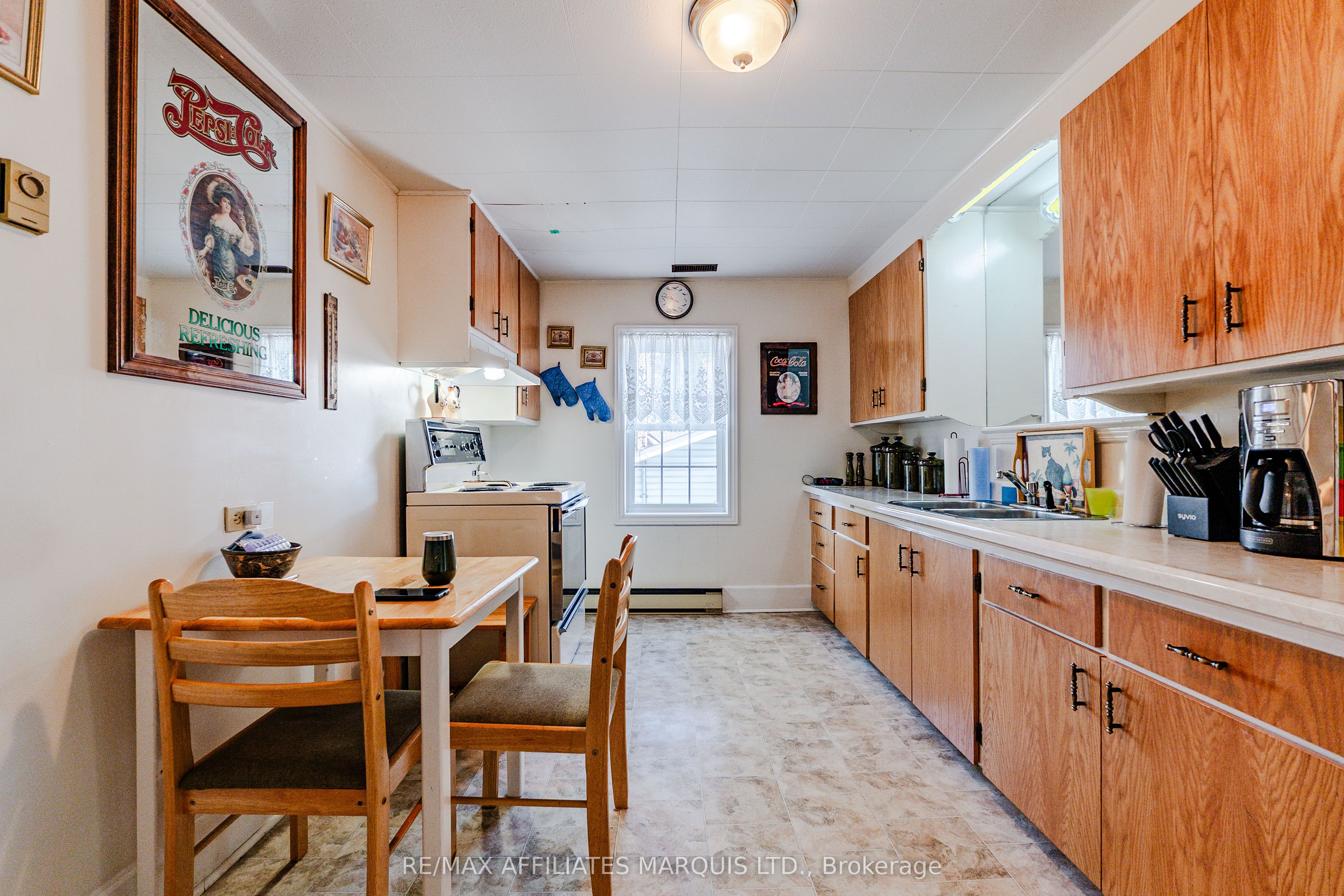 311 Sixth Street E Property Photo 24