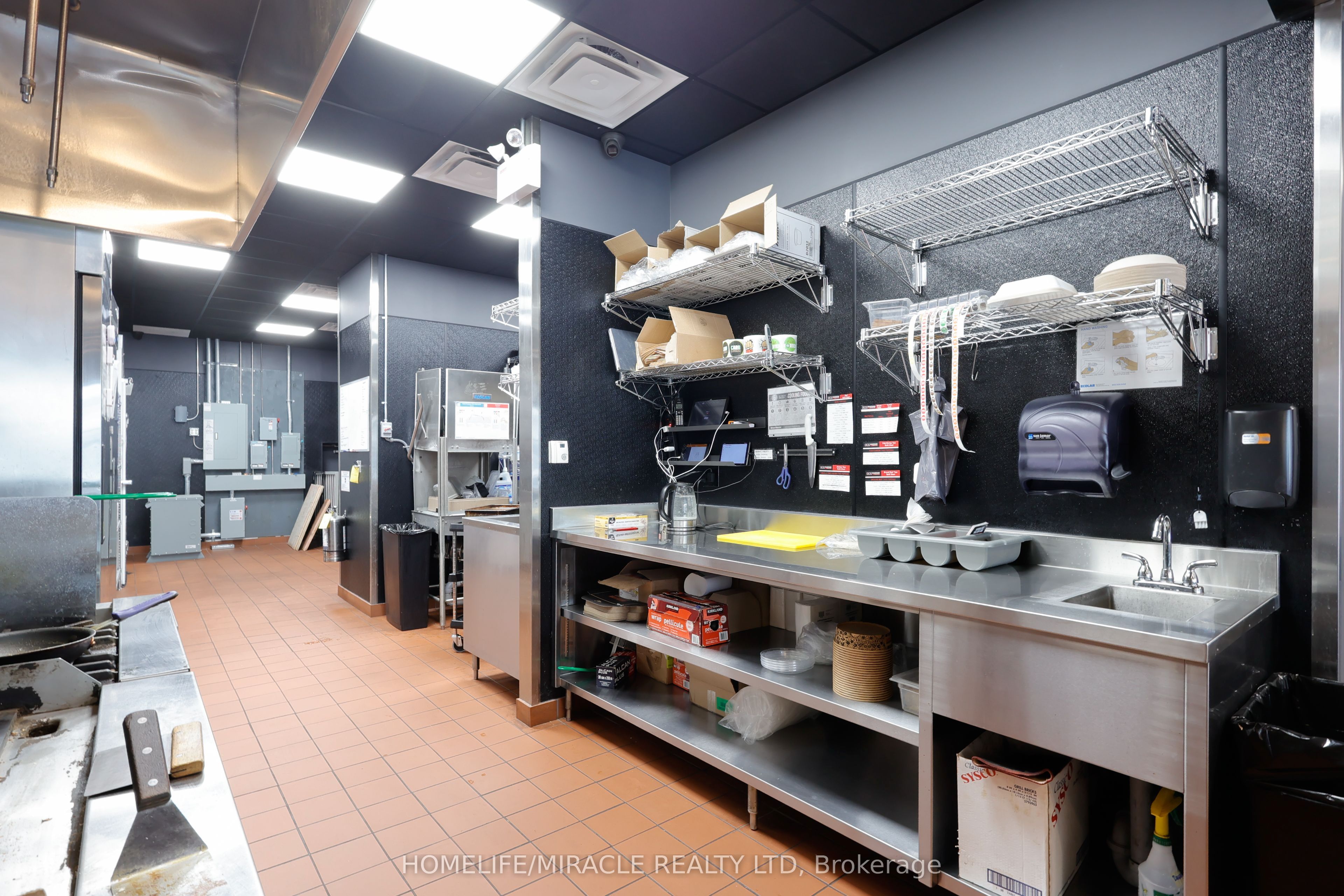 603 Colborne Street E 14 Property Photo 24