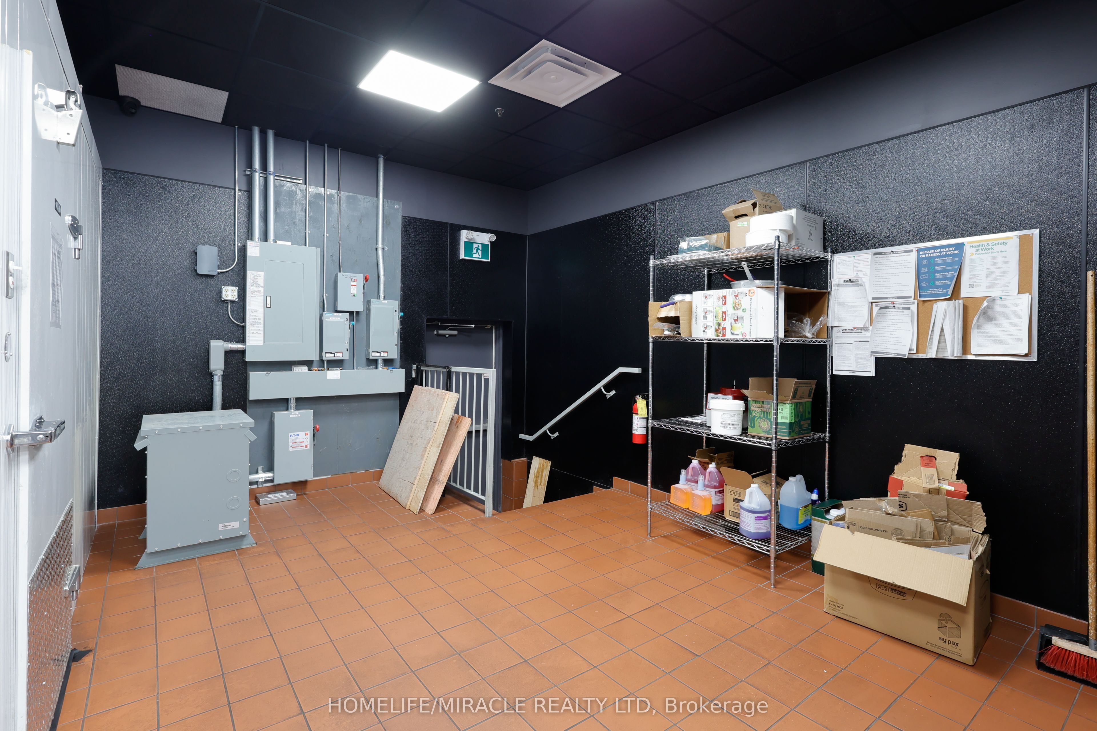 603 Colborne Street E 14 Property Photo 28