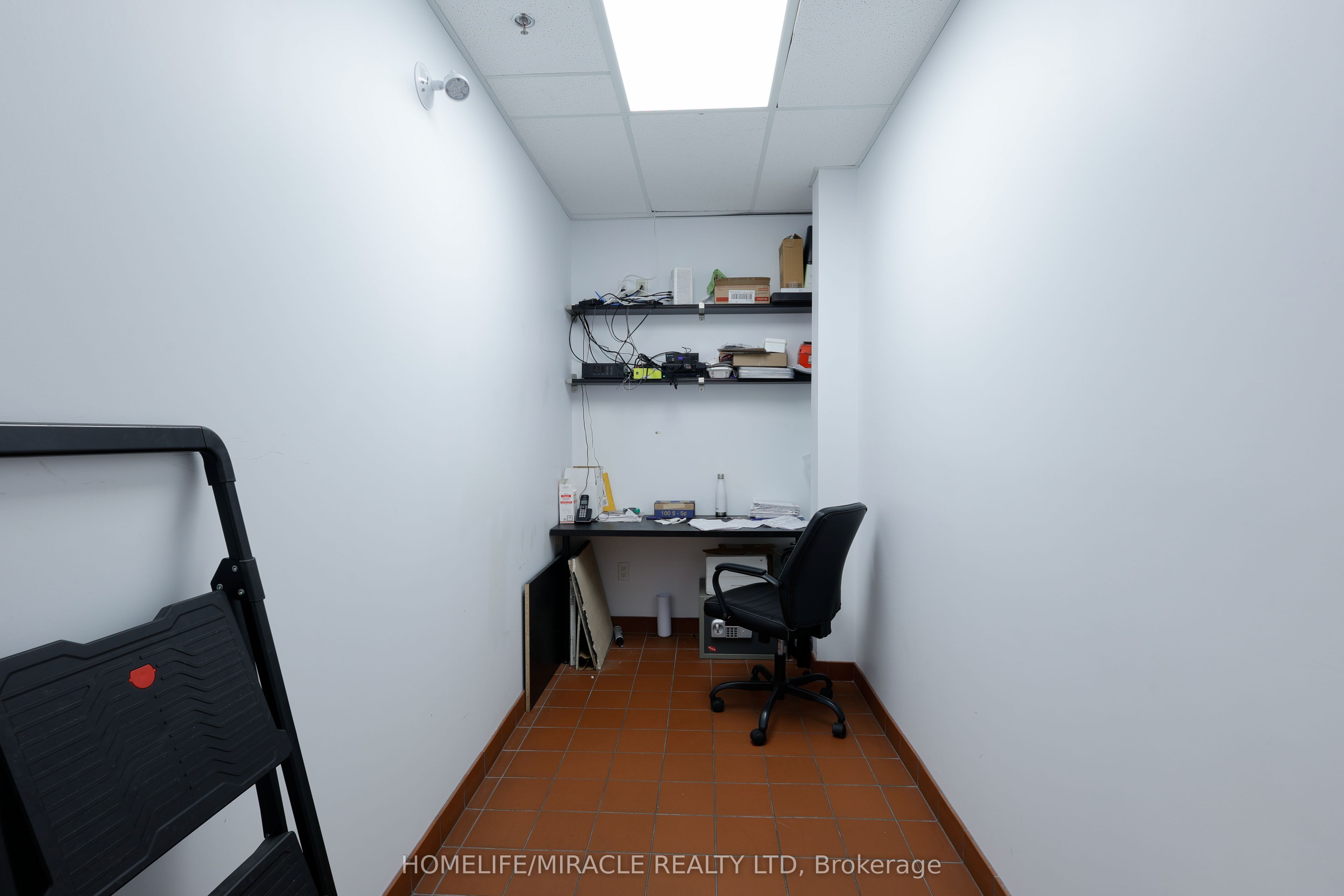 603 Colborne Street E 14 Property Photo 34