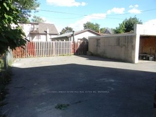 366 Crowland Avenue Property Photo 10