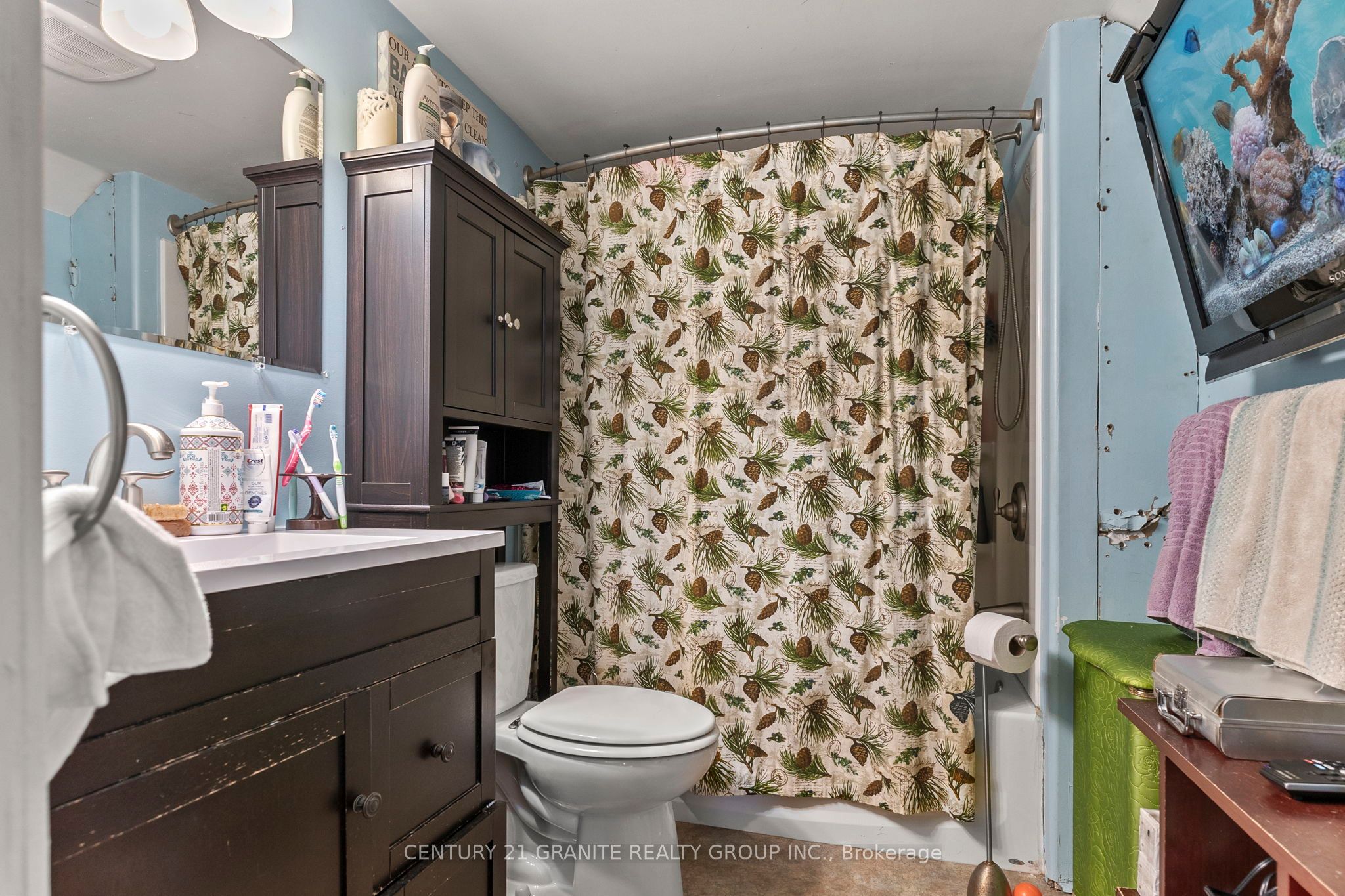 183 Hastings Street N Property Photo 22