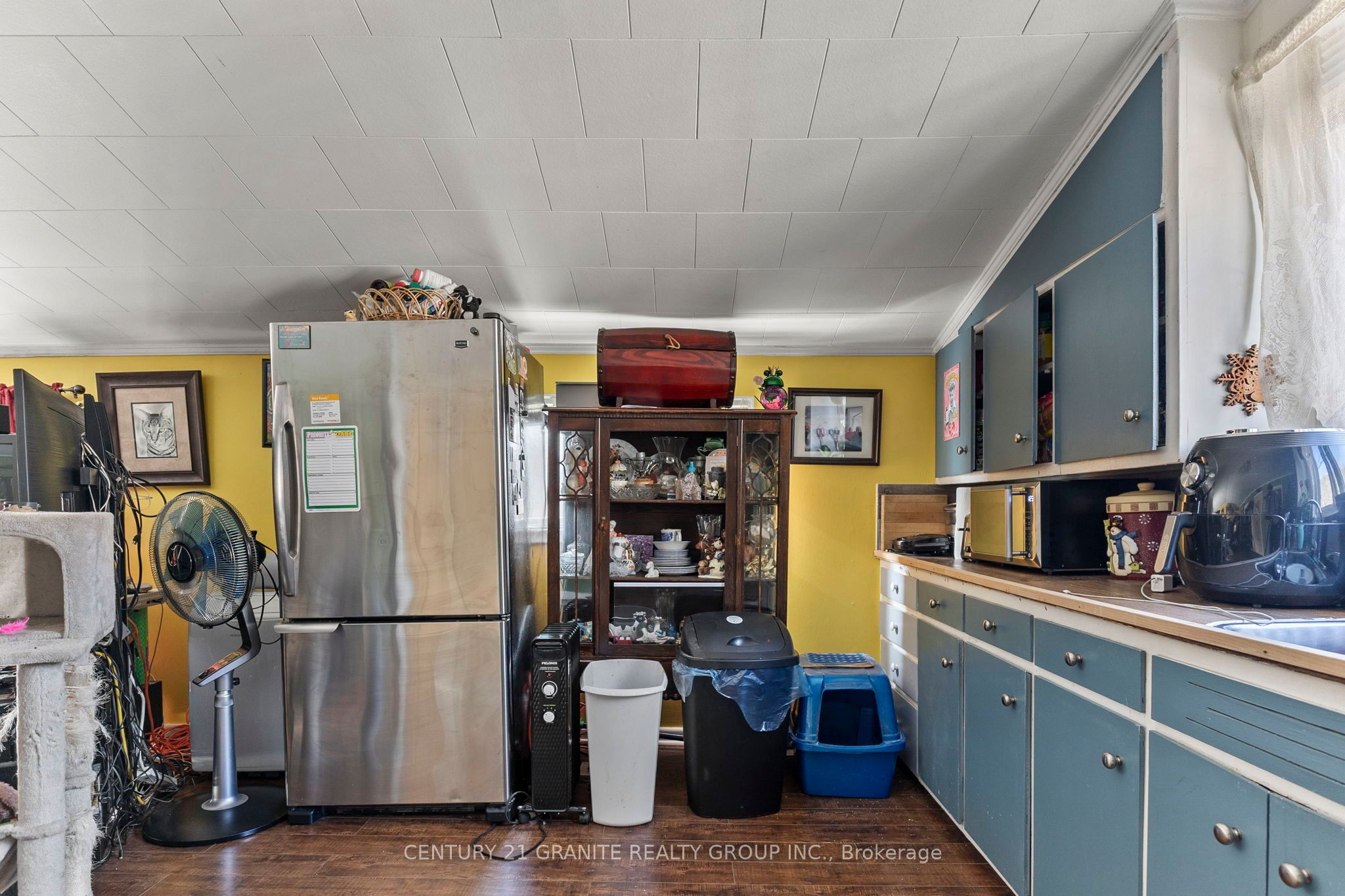 183 Hastings Street N Property Photo 25