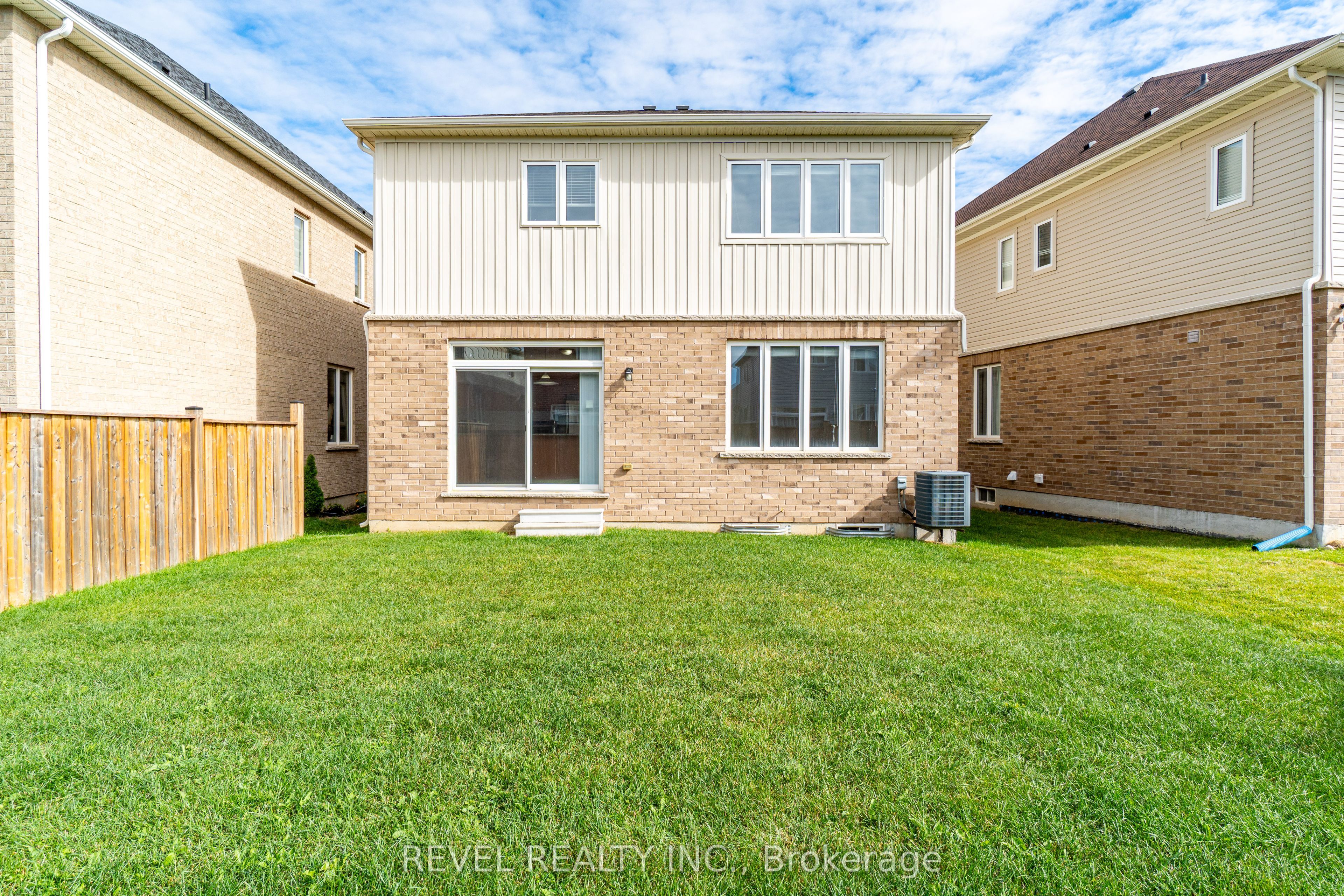 77 Barlow Place Property Photo 34