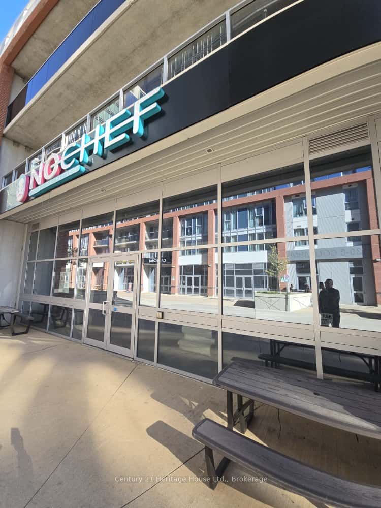 130 Columbia Street W 217 Property Photo 2