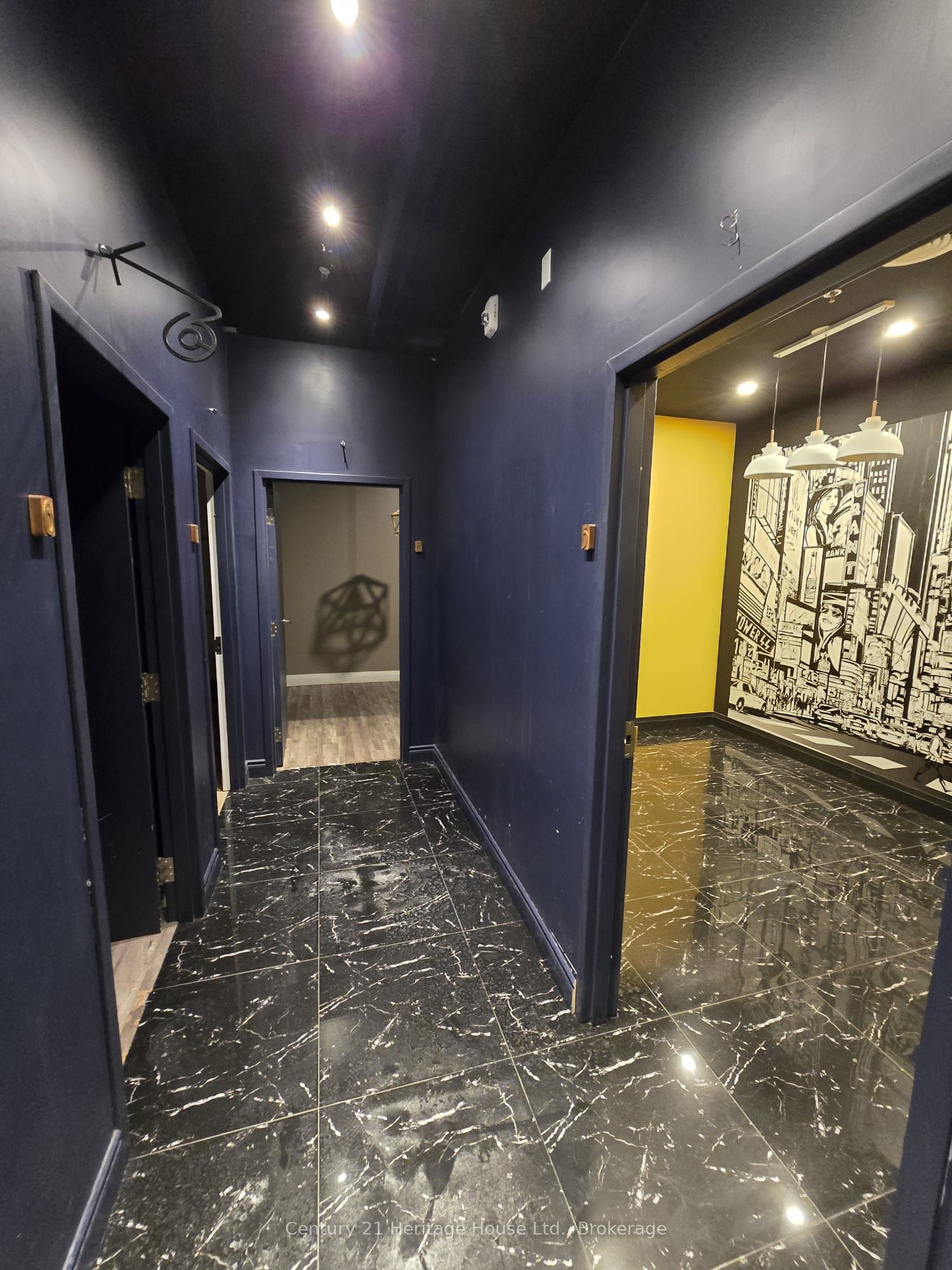 130 Columbia Street W 217 Property Photo 11