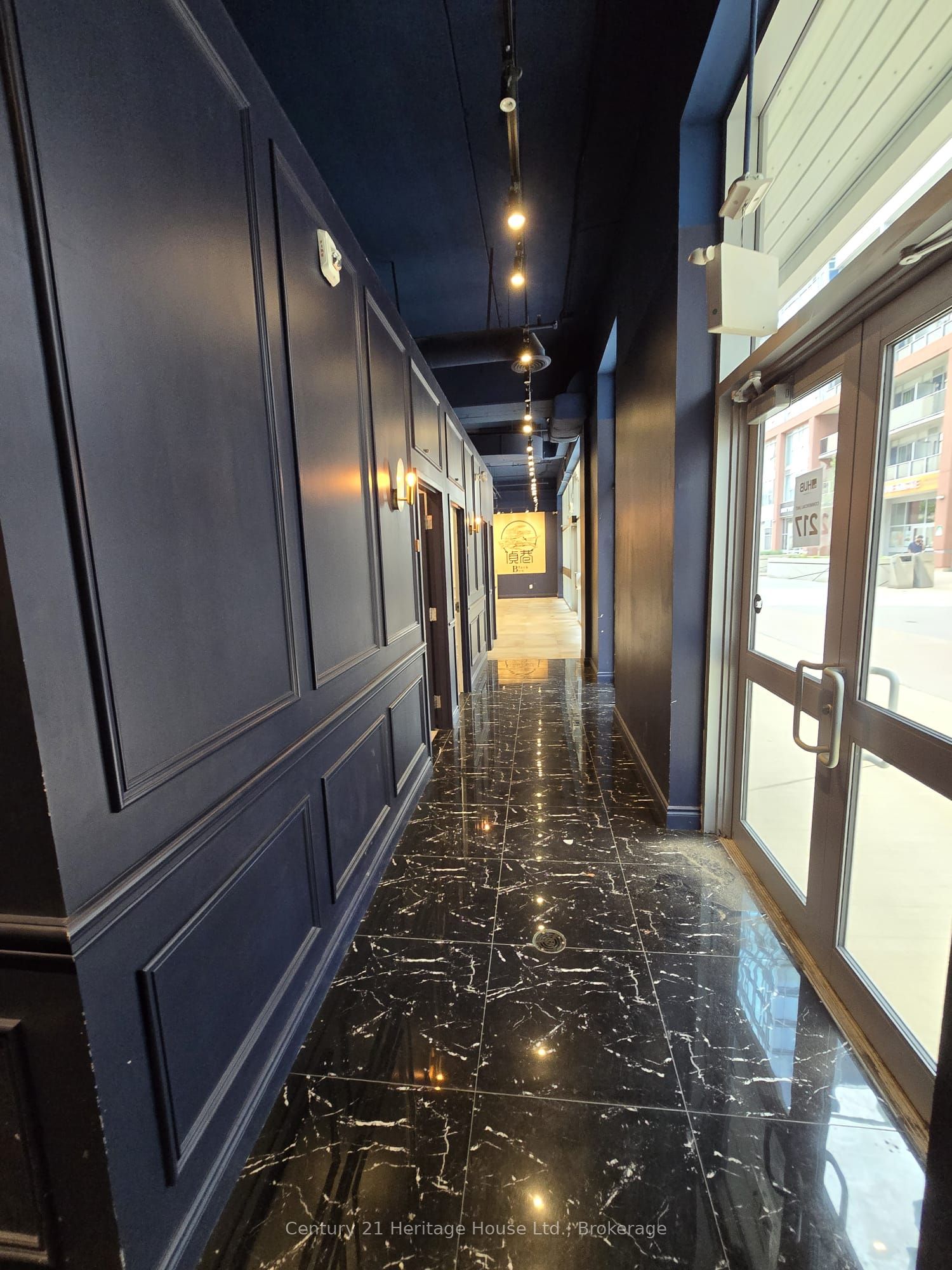 130 Columbia Street W 217 Property Photo 13