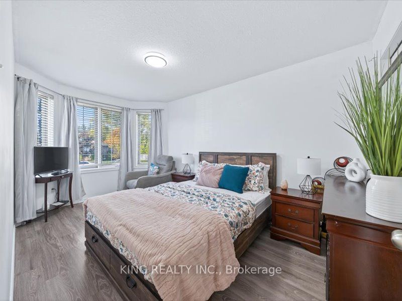 565 Grey Street Property Photo 21