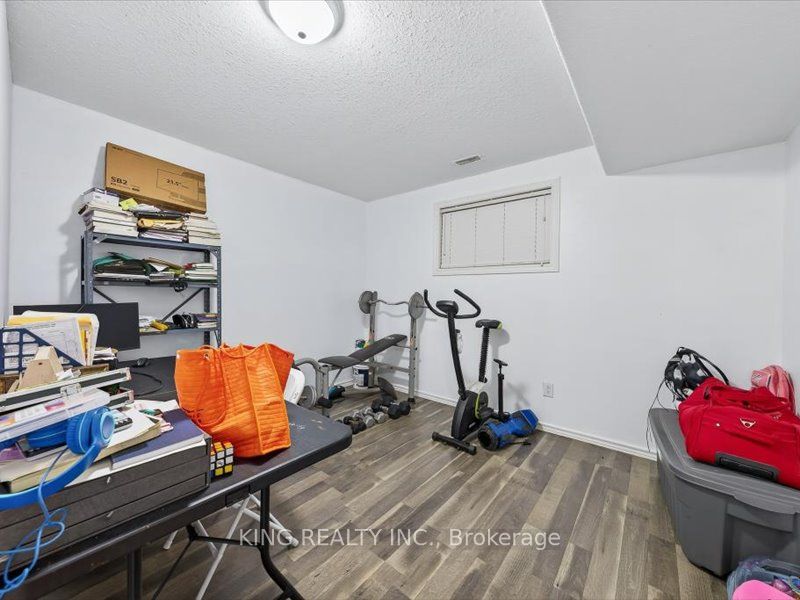 565 Grey Street Property Photo 42