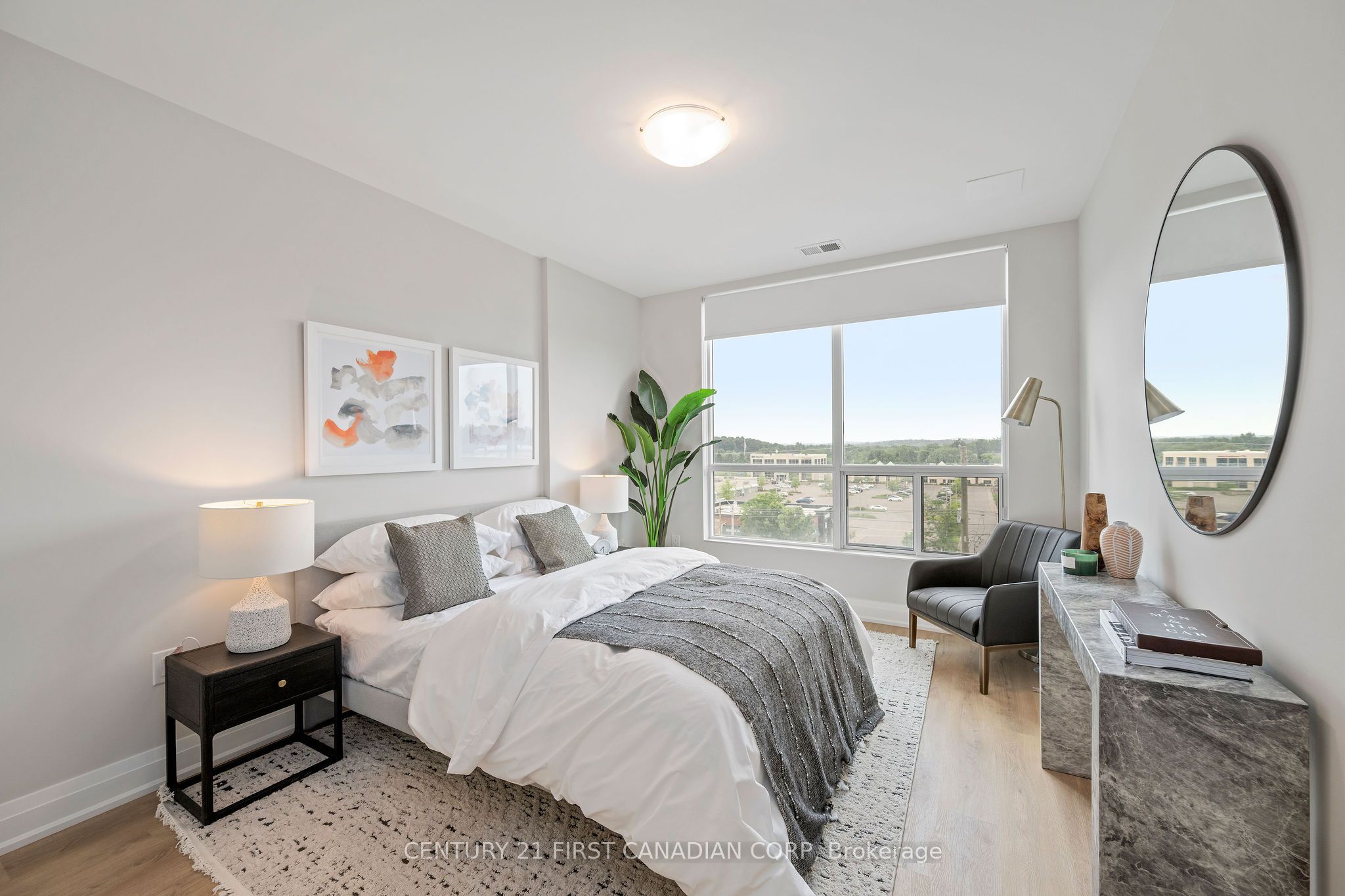 4286 E King Street 903 Property Photo 6