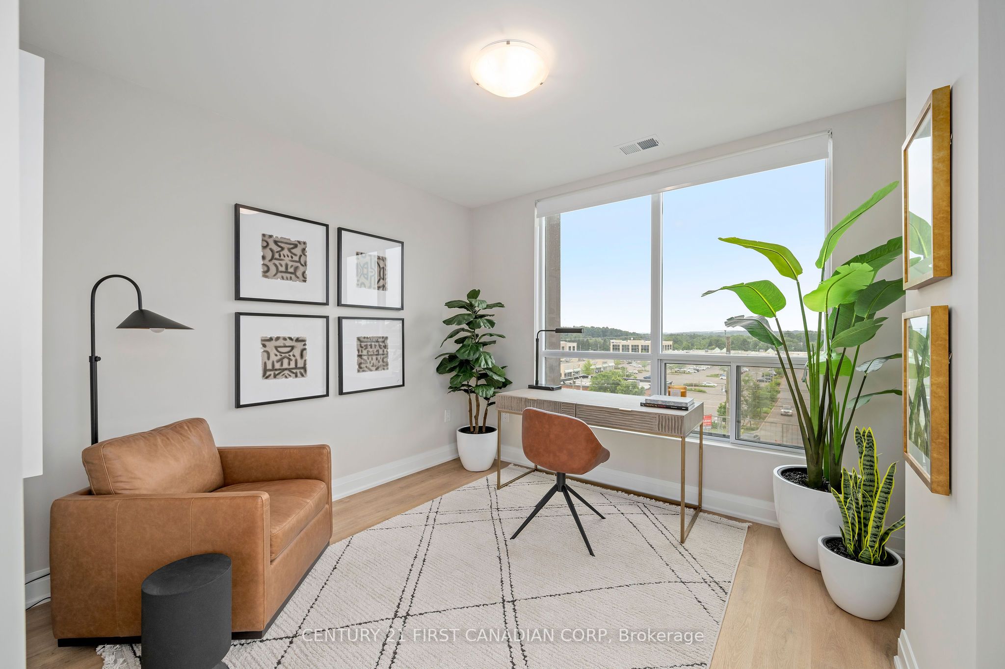 4286 E King Street 903 Property Photo 9