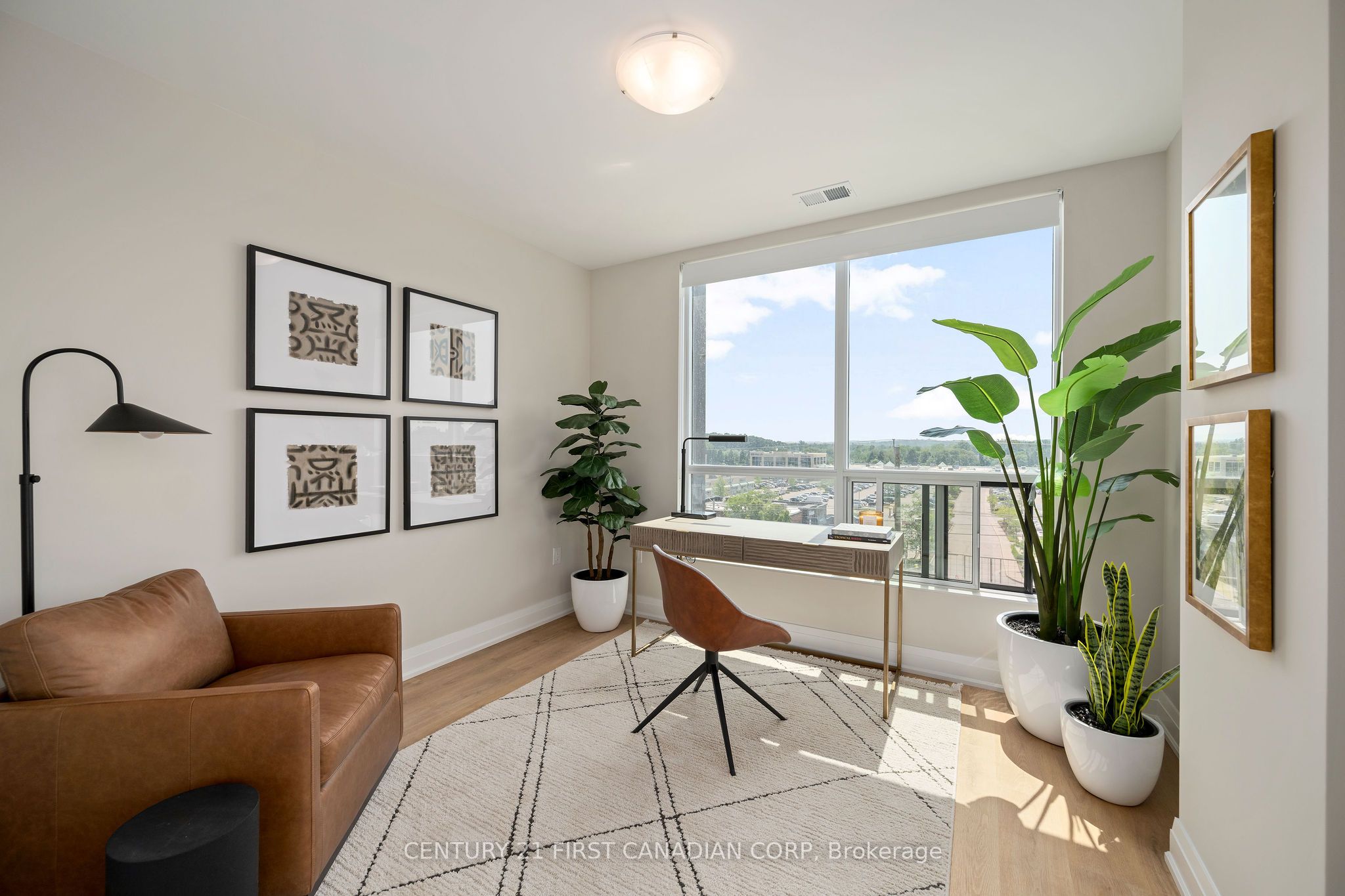 4286 E King Street 903 Property Photo 14