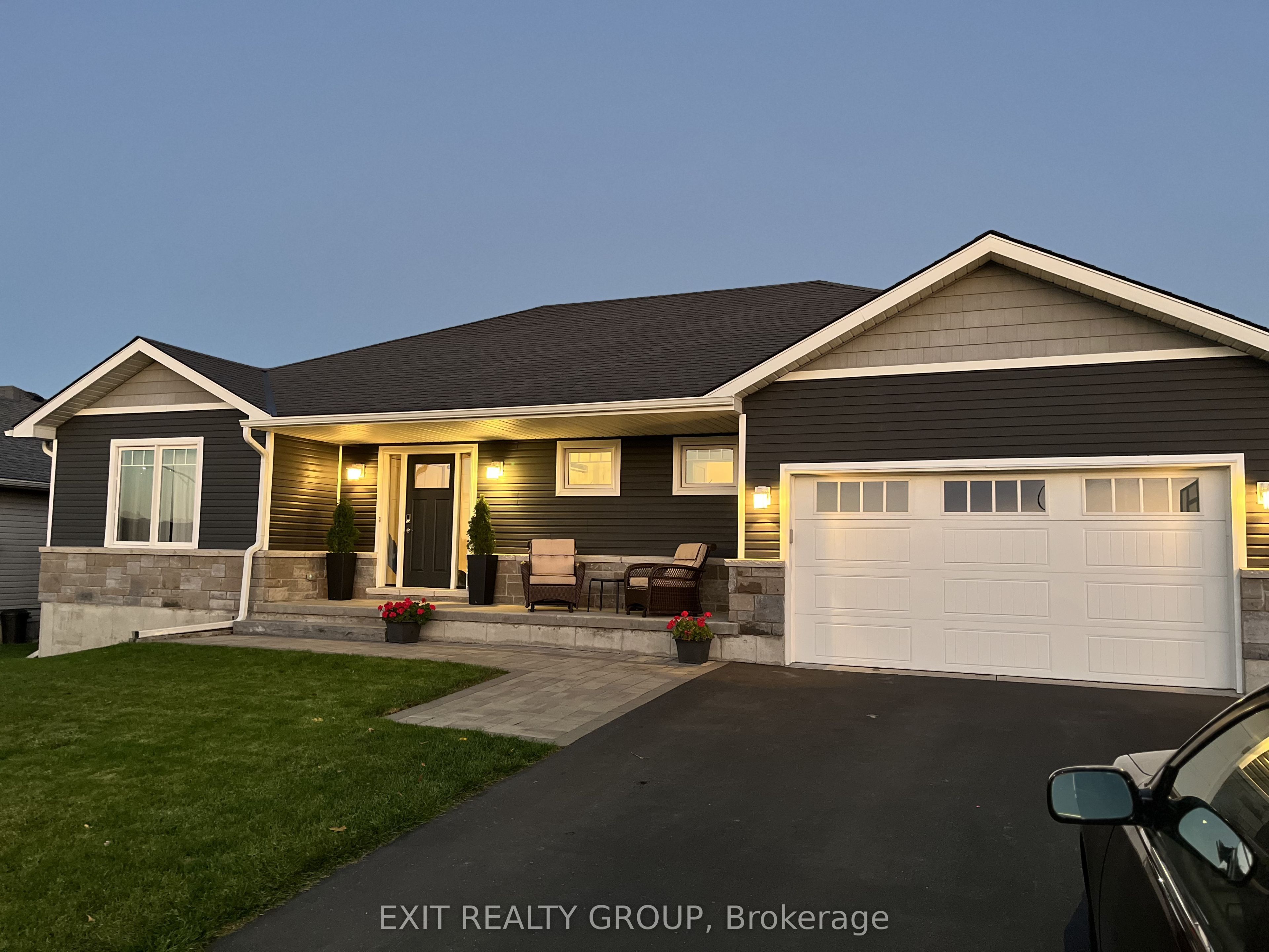 25 Meagan Lane Property Photo 1